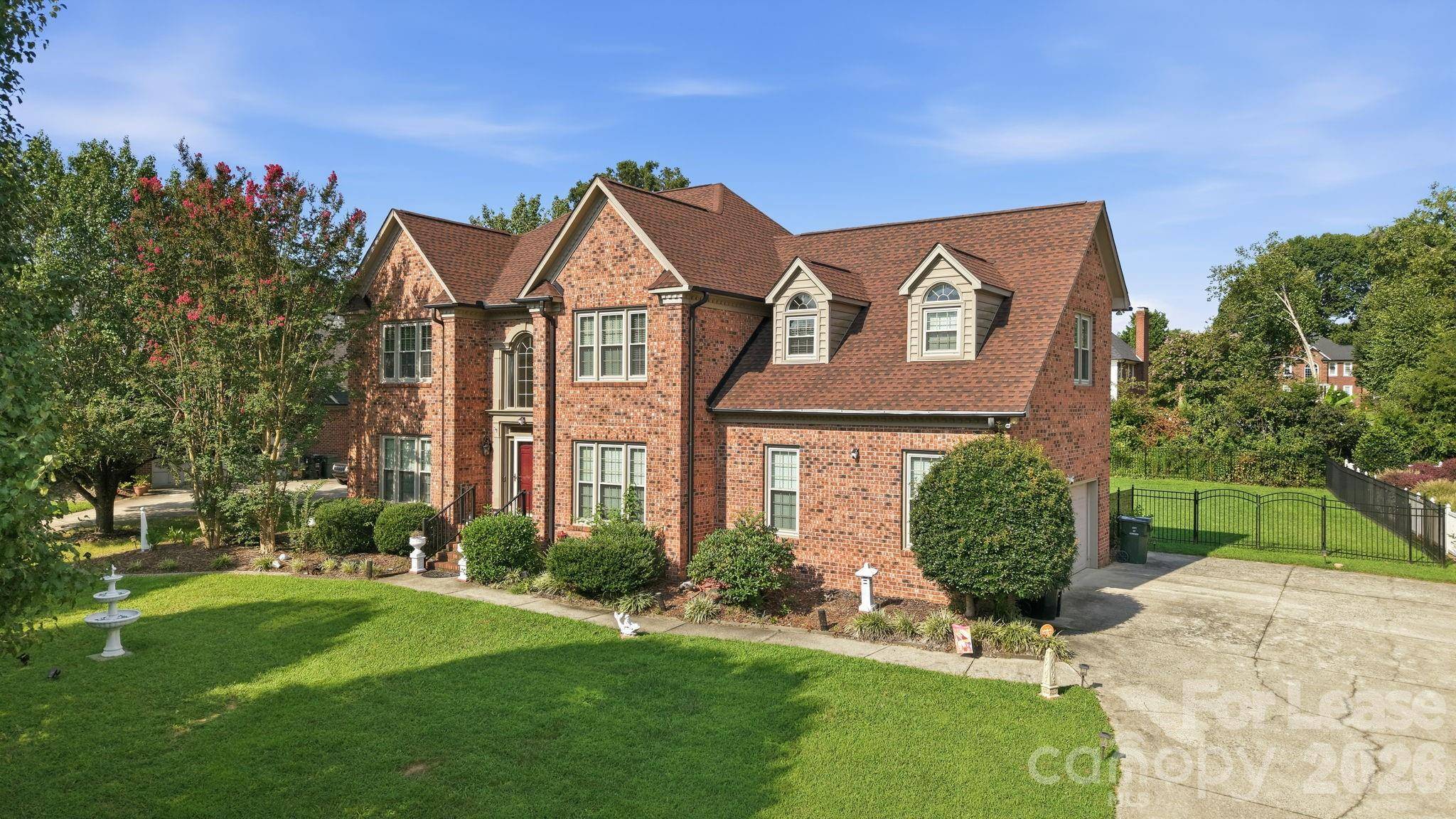 142 Cottontail LN SE, Concord, NC 28025