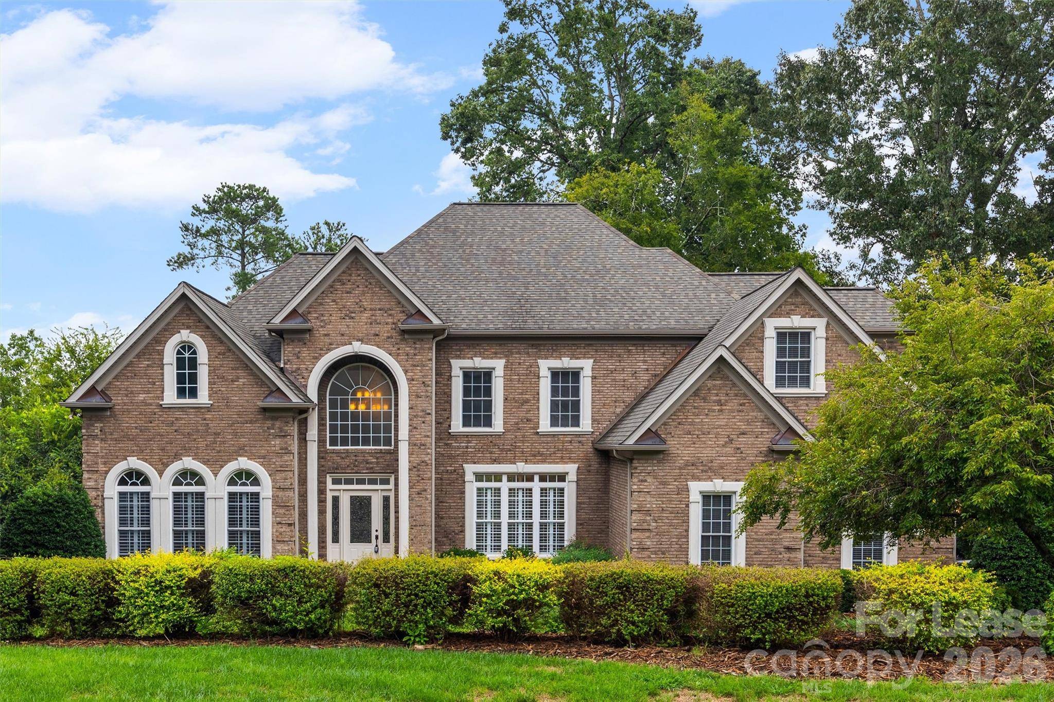 334 Stone Cliff LN, Clover, SC 29710