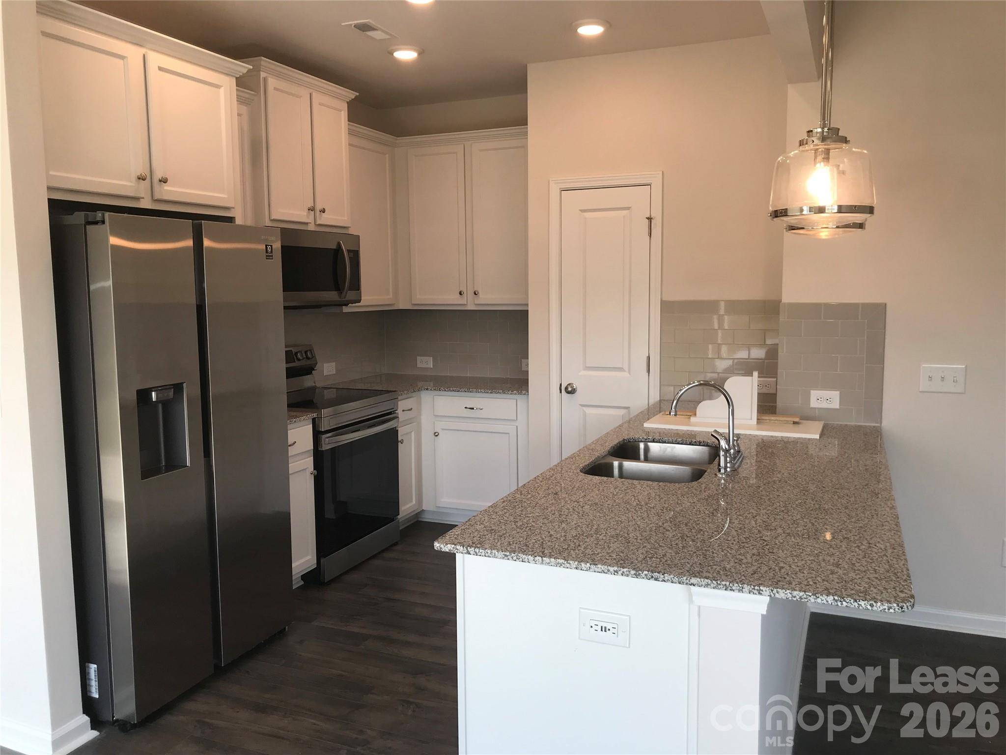 8113 Sheffield DR, Terrell, NC 28682