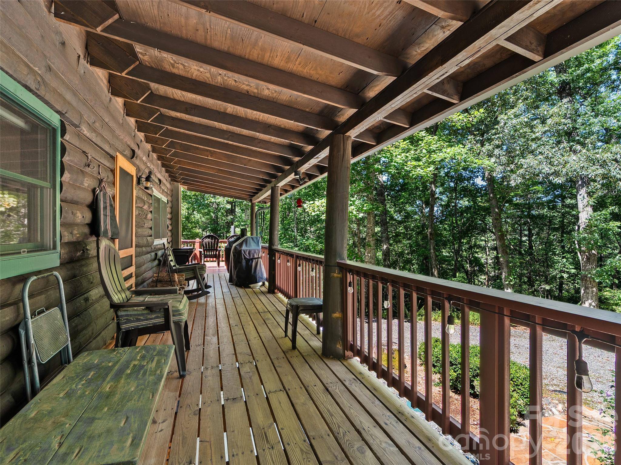 185 Rainbow Lake DR, Brevard, NC 28712