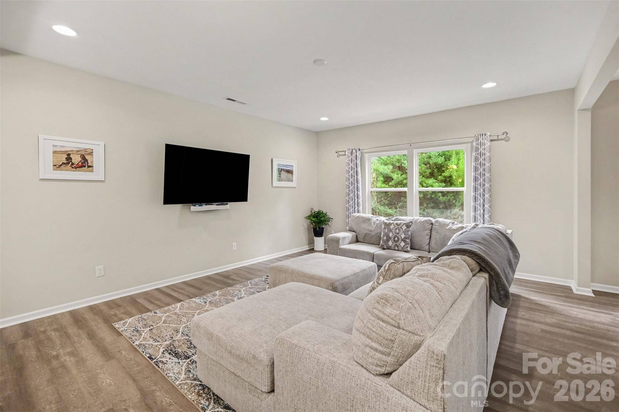 1138 Streamside LN, York, SC 29745