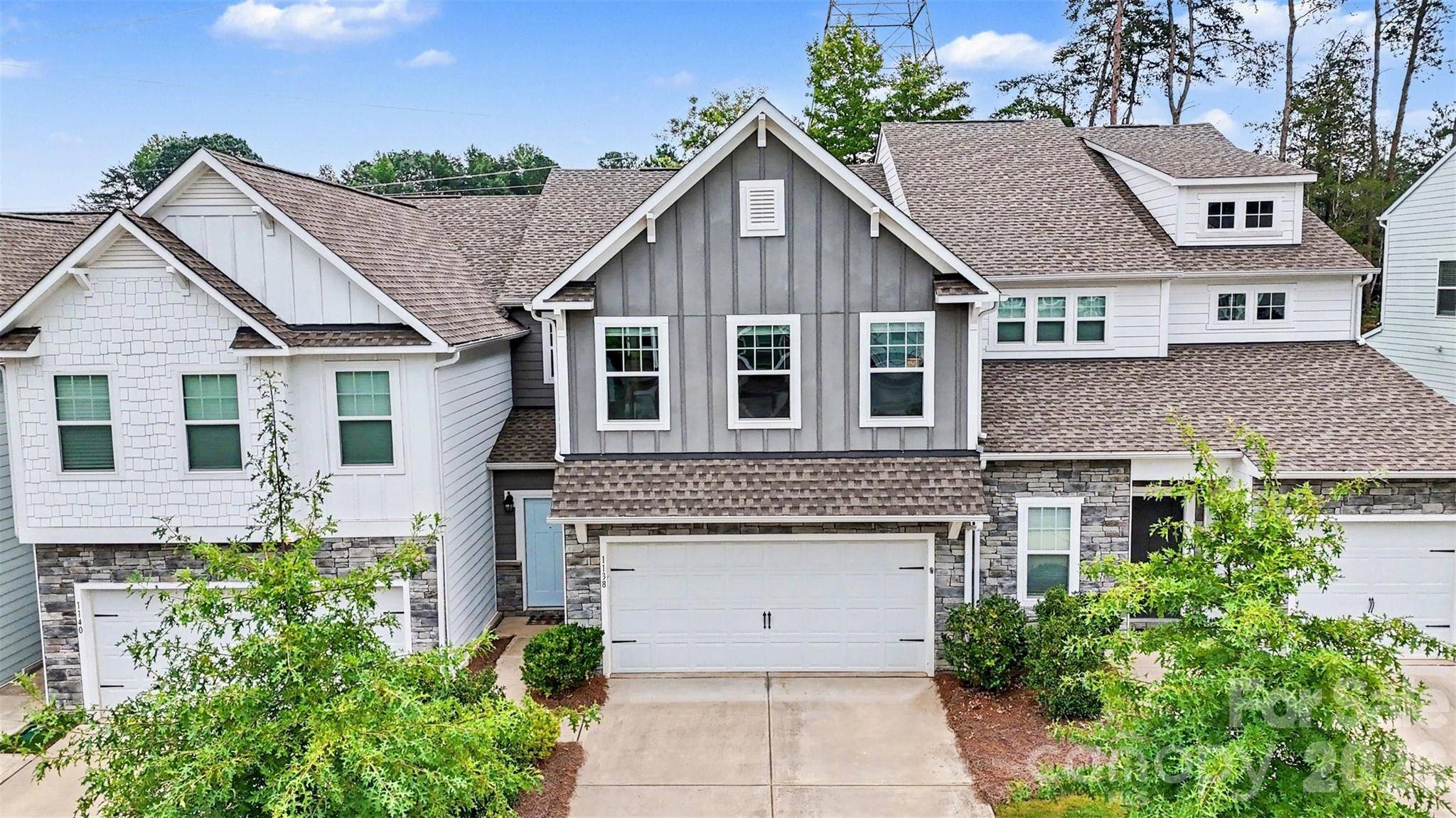 1138 Streamside LN, York, SC 29745