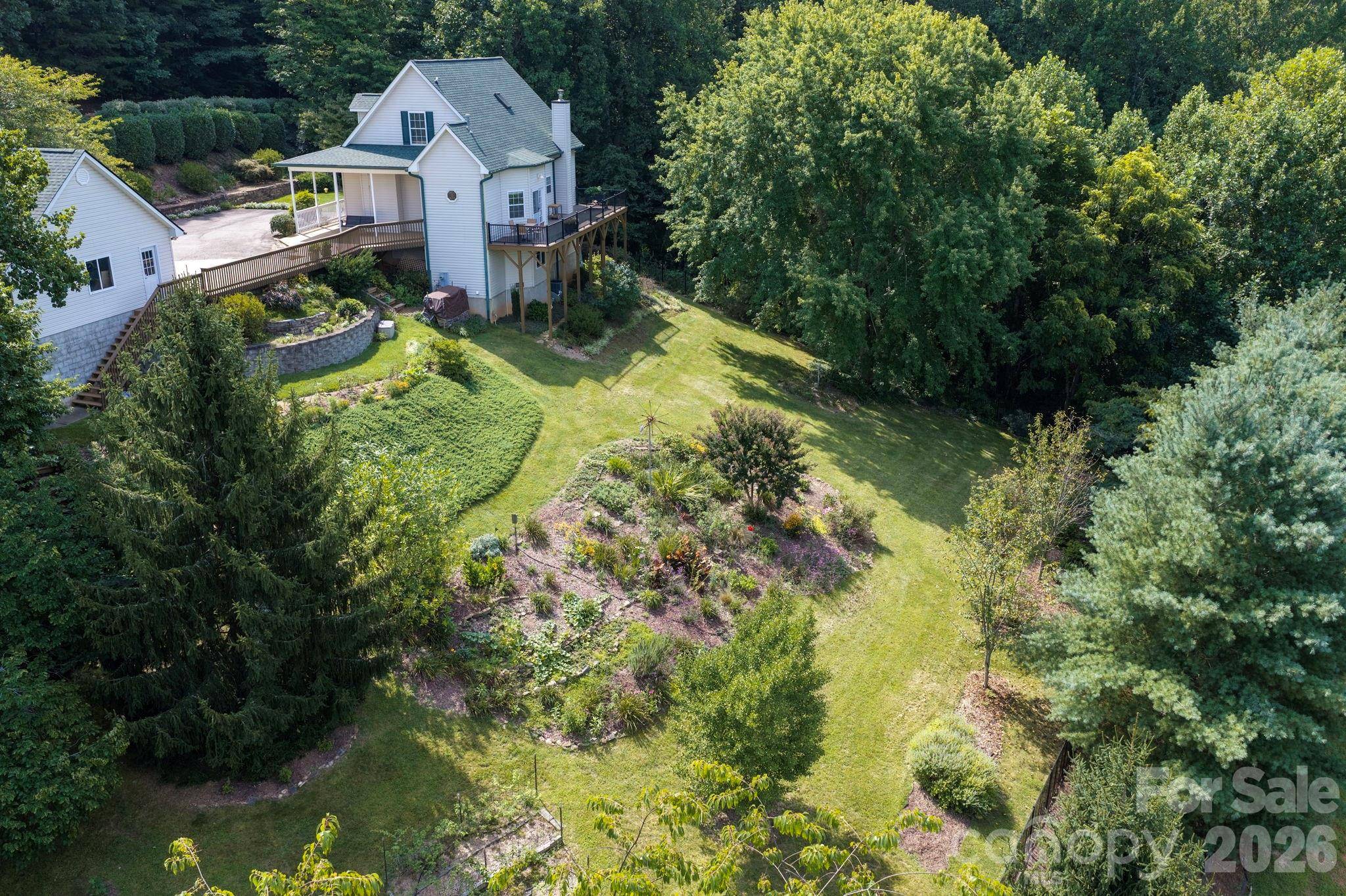 92 S Lindon Cove RD, Candler, NC 28715