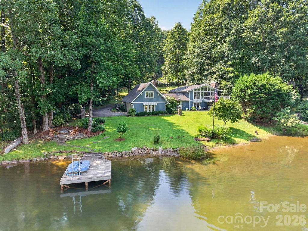 865 Haven DR, Saluda, NC 28773
