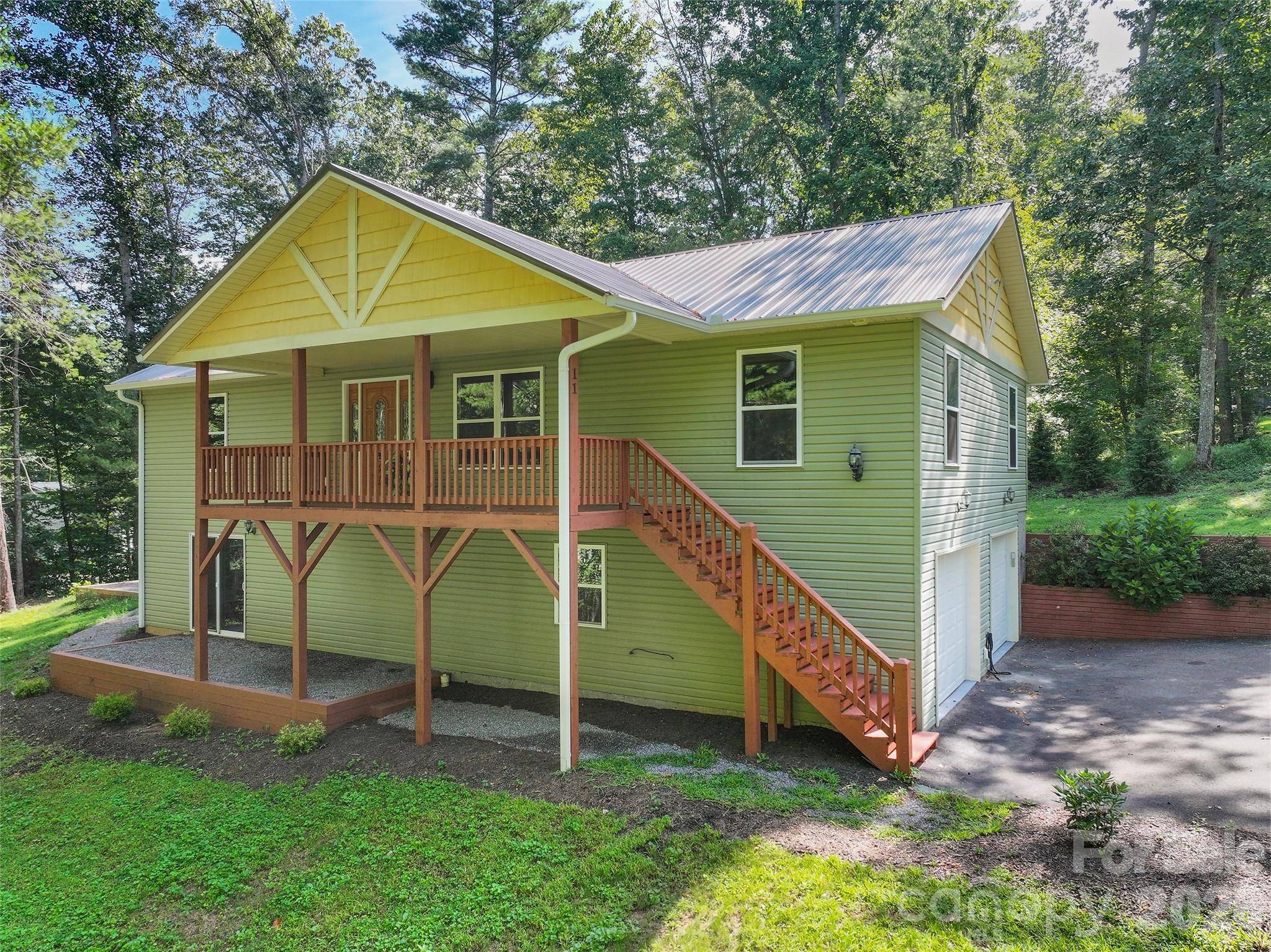 11 Tahchee TRL, Fletcher, NC 28732