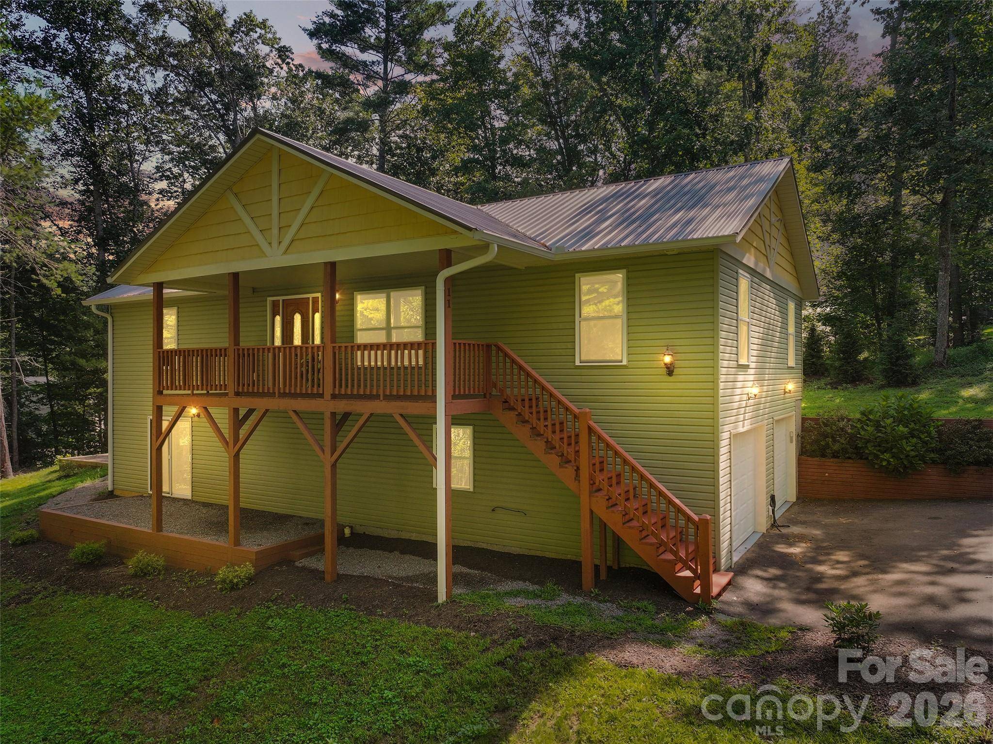 11 Tahchee TRL, Fletcher, NC 28732