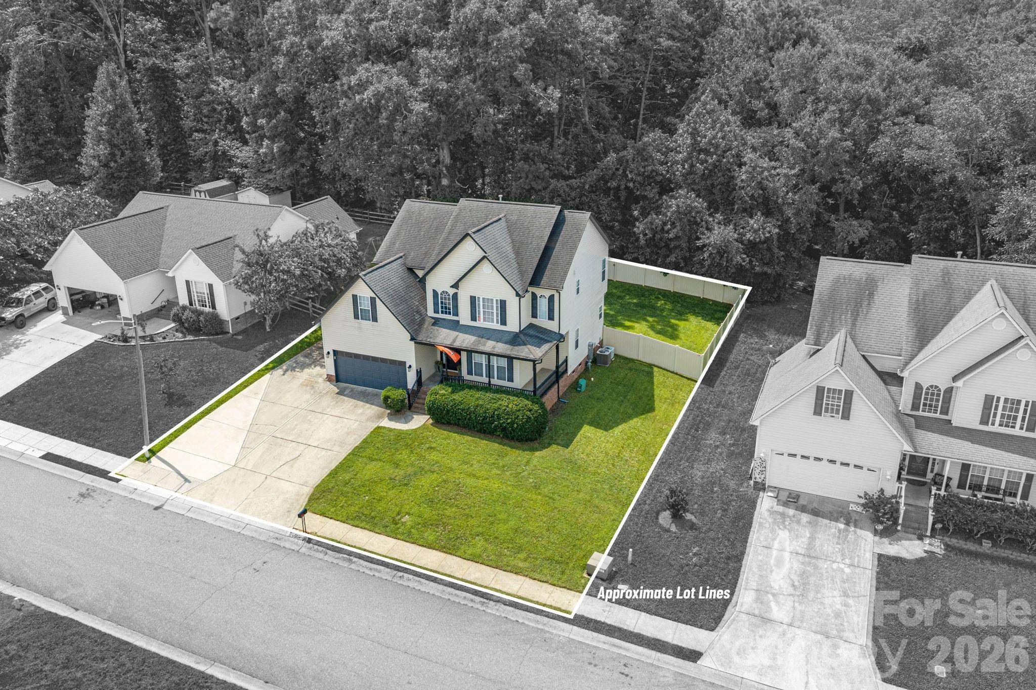908 Carole Summey DR, Dallas, NC 28034