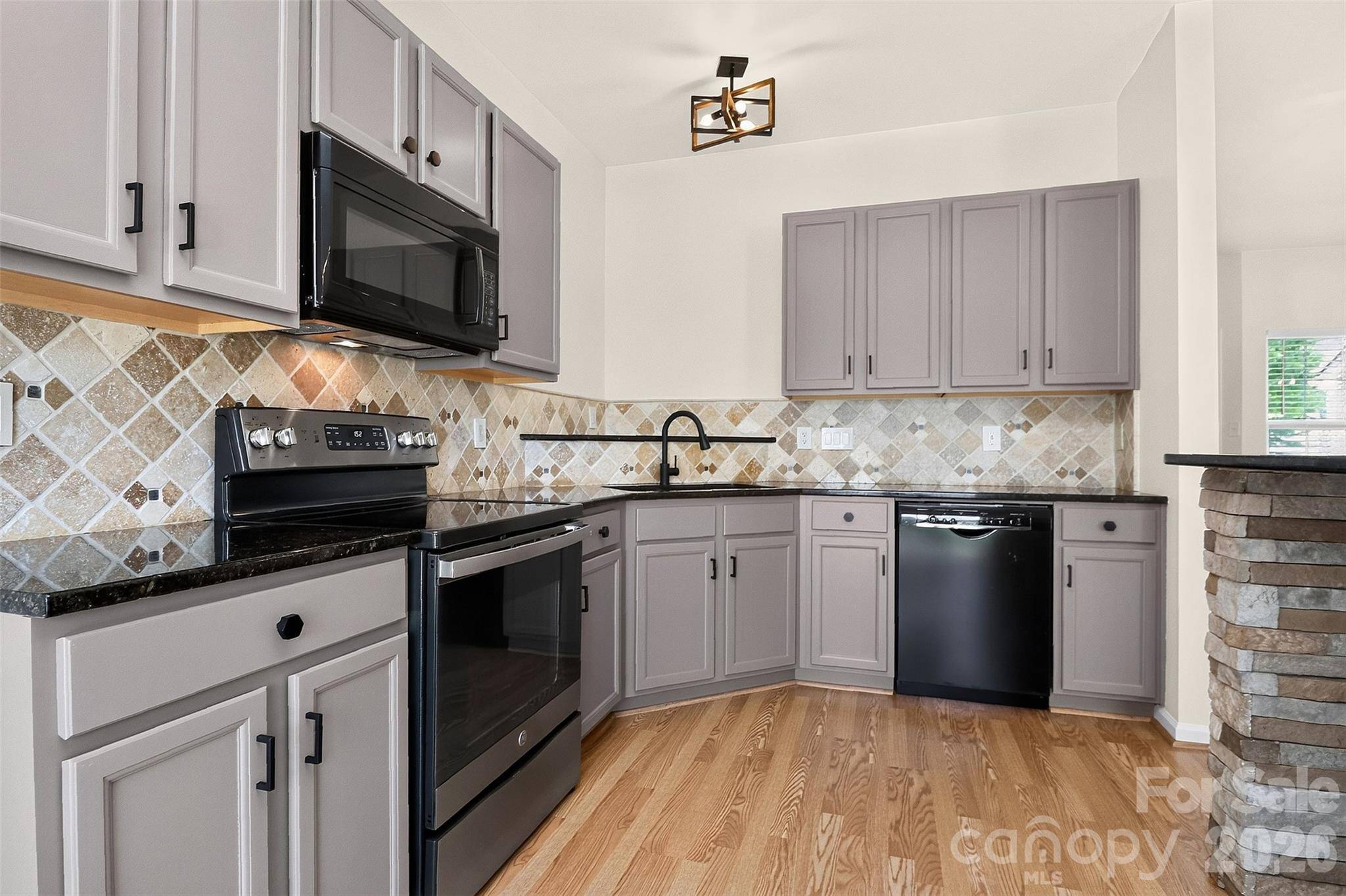 12028 Stratfield Place CIR, Pineville, NC 28134