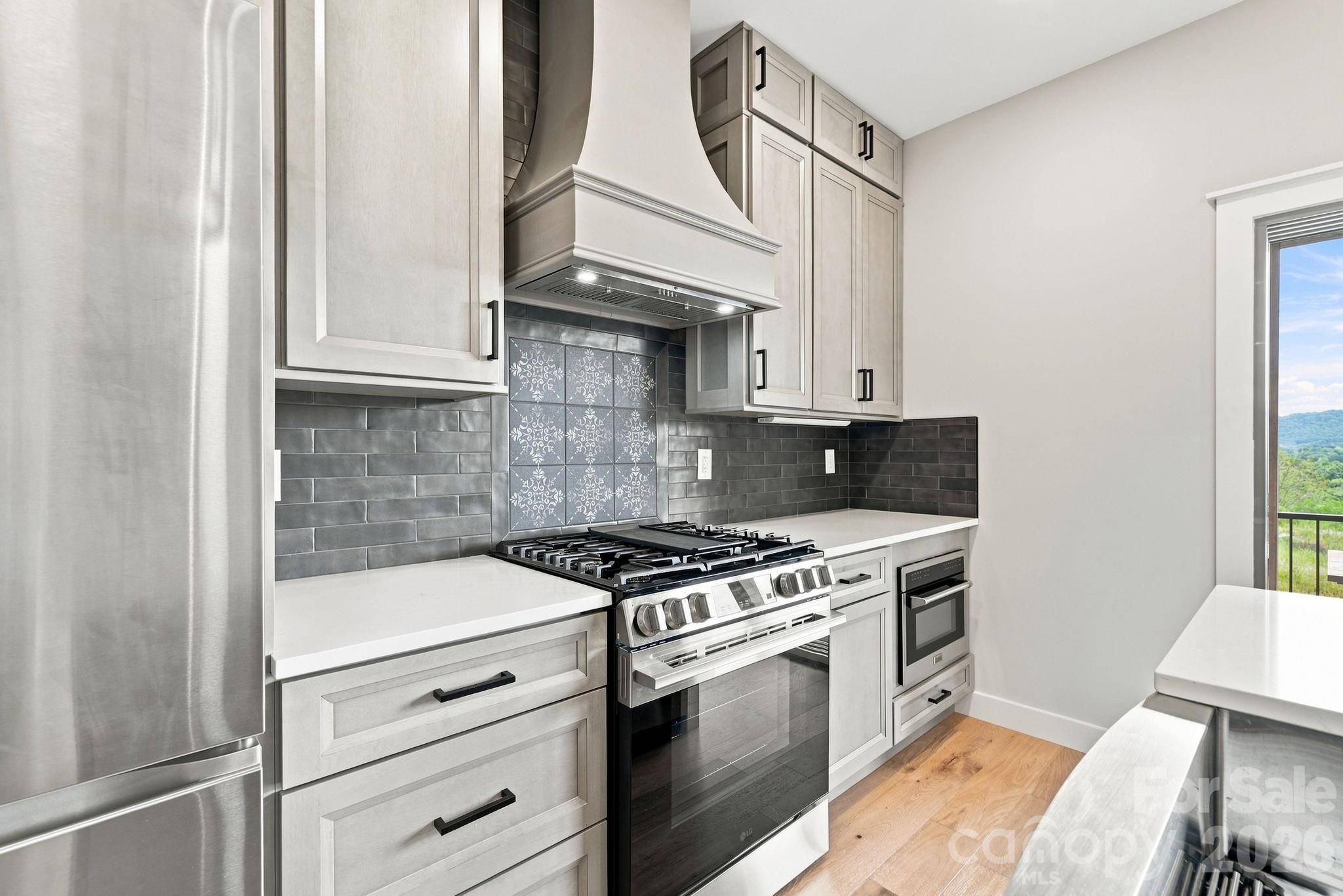 128 Chepstow PL, Black Mountain, NC 28711