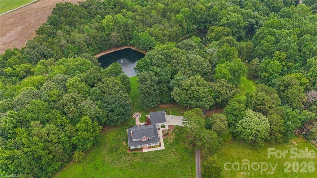 325 Buck Seaford RD, Mocksville, NC 27028