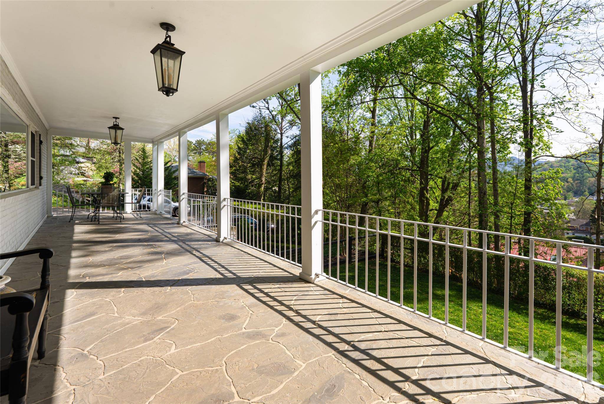114 Cambridge RD, Asheville, NC 28804
