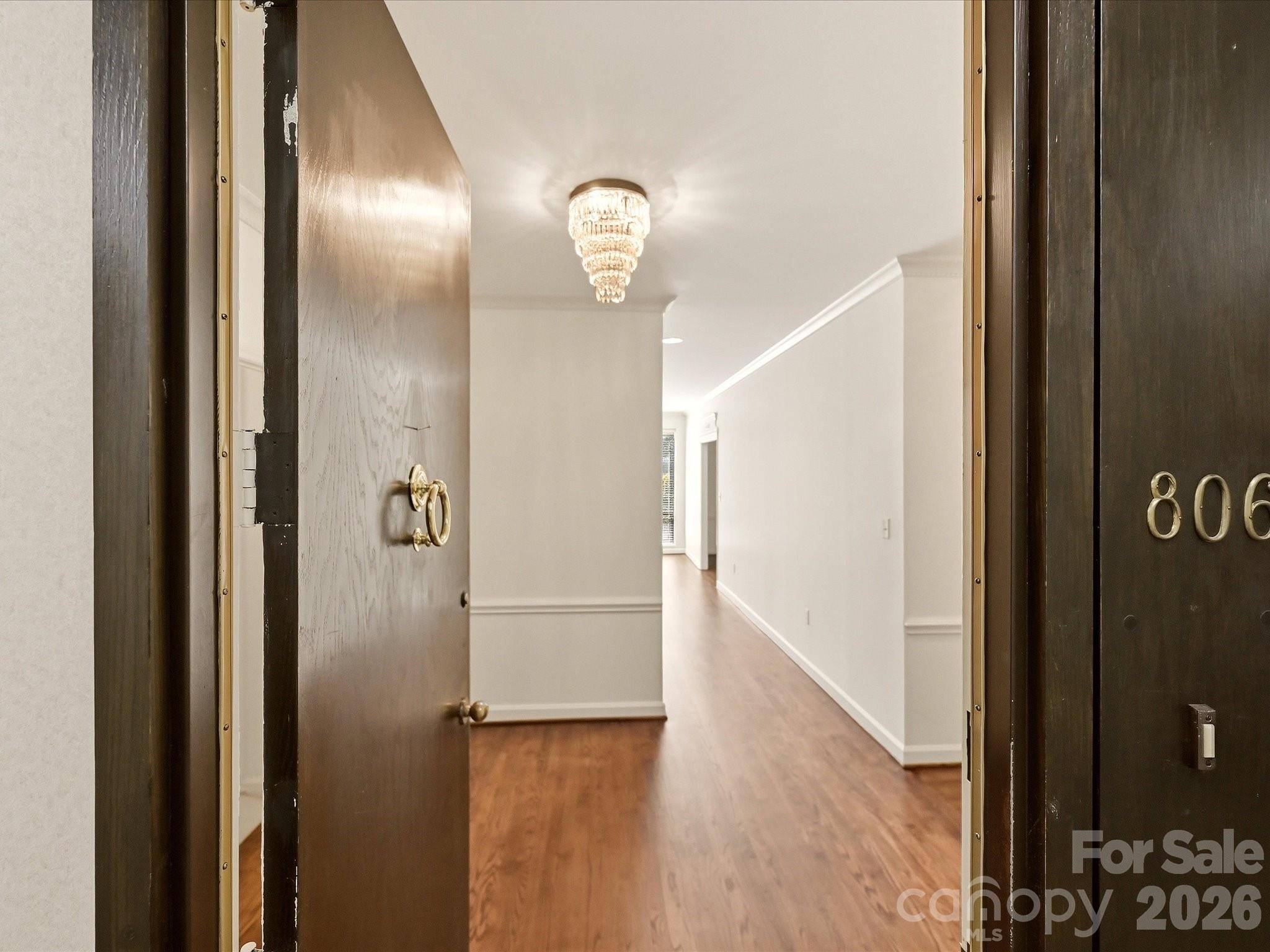806 Cherokee RD, Charlotte, NC 28207
