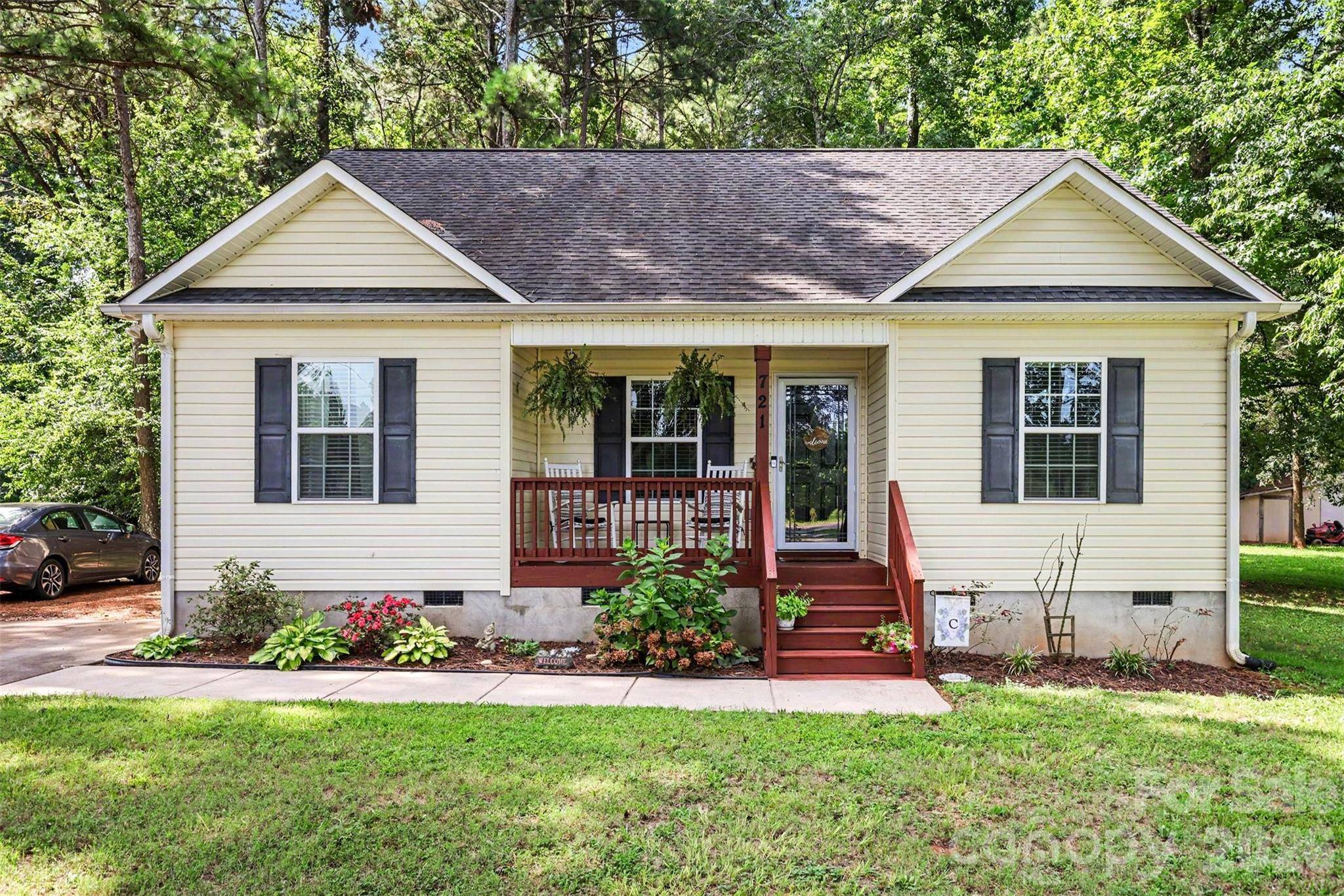 721 Daves RD, York, SC 29745