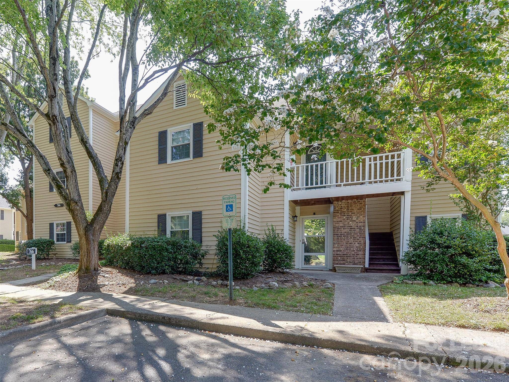 766 Marsh RD #7, Charlotte, NC 28209
