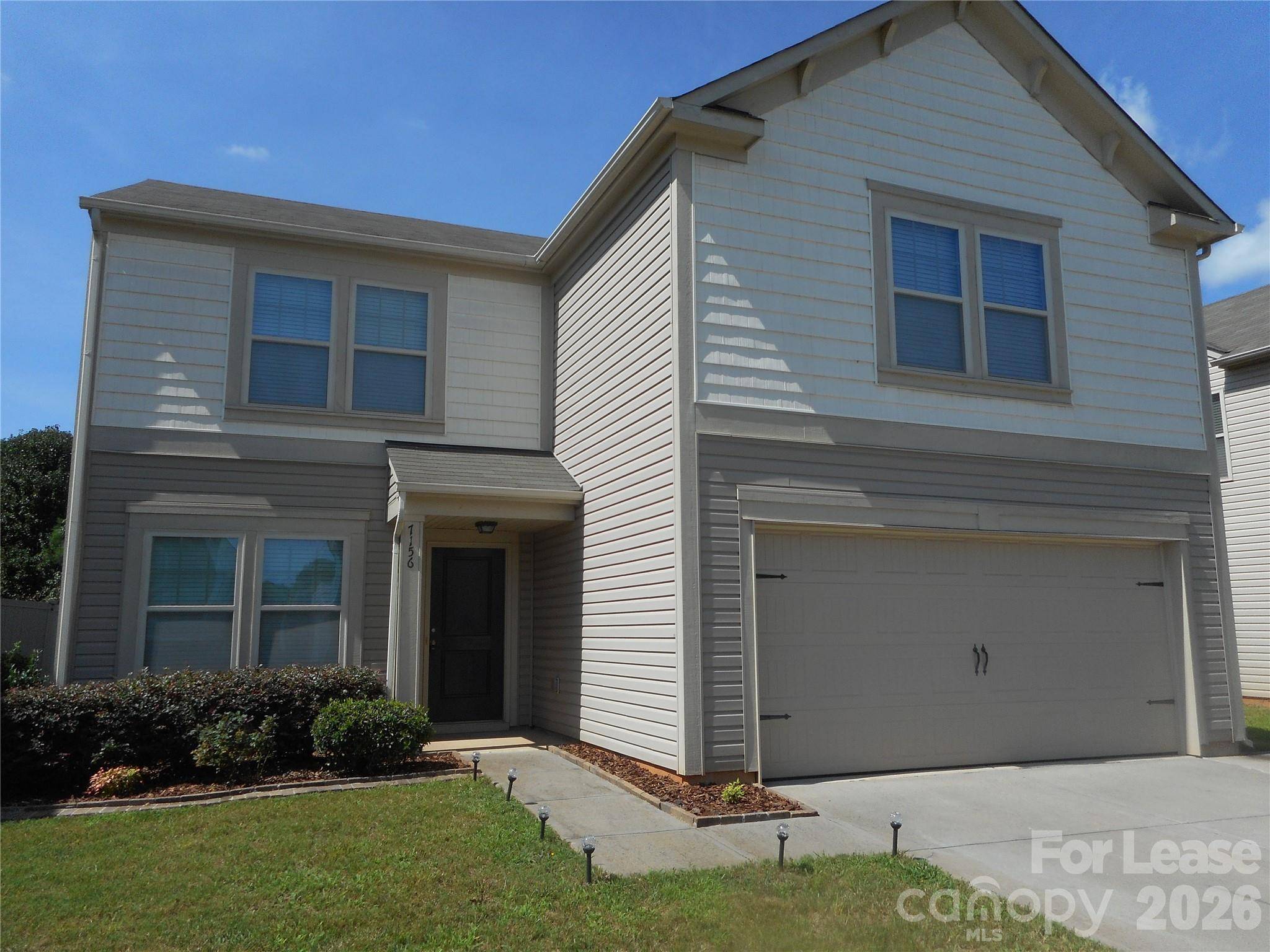 7156 Pitzer DR, Charlotte, NC 28269