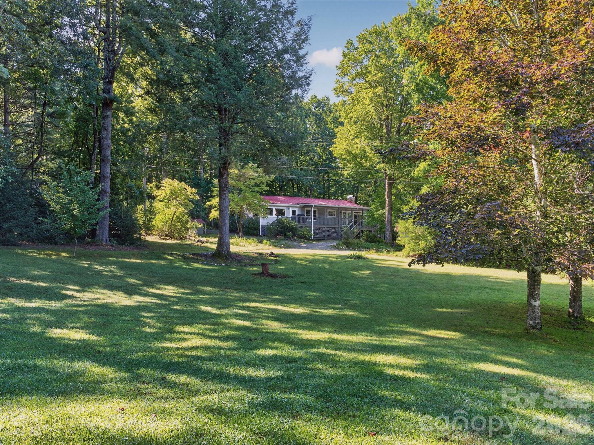 1900 Solomon Jones RD, Cedar Mountain, NC 28718