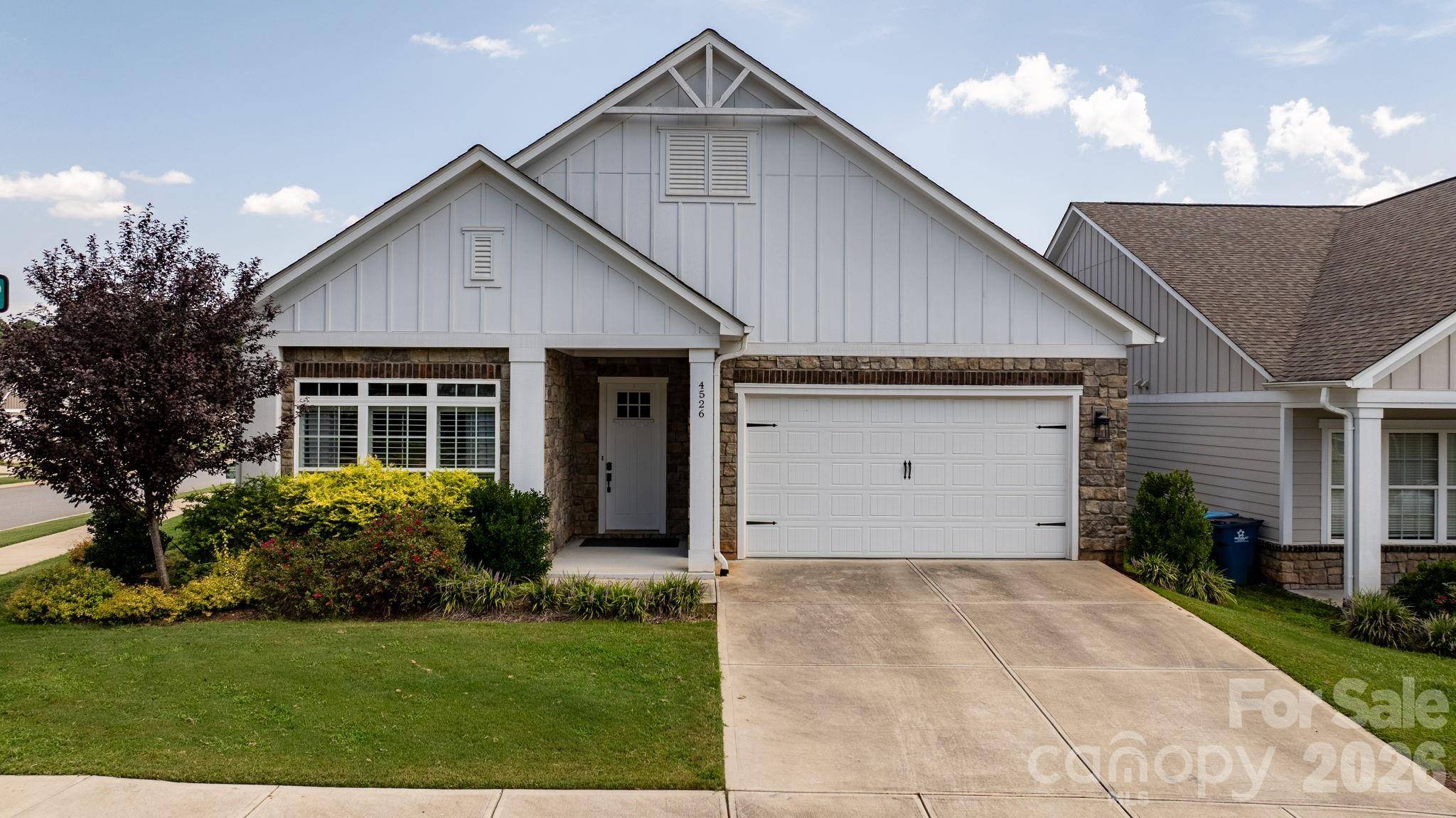 4526 Stellata LOOP, Sherrills Ford, NC 28673