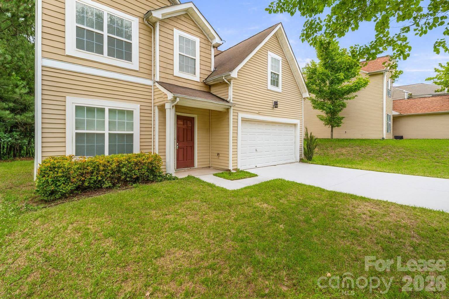 7007 Advocator LN, Charlotte, NC 28216
