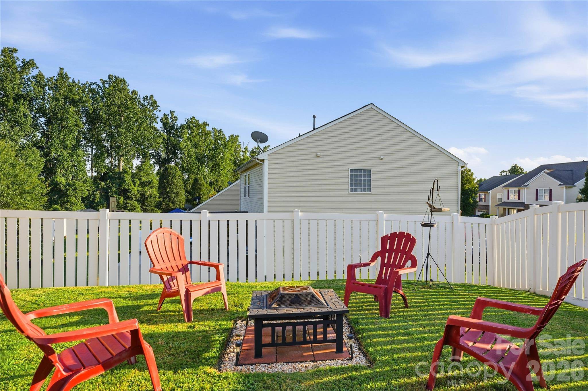 865 Willow Creek DR, Gastonia, NC 28054