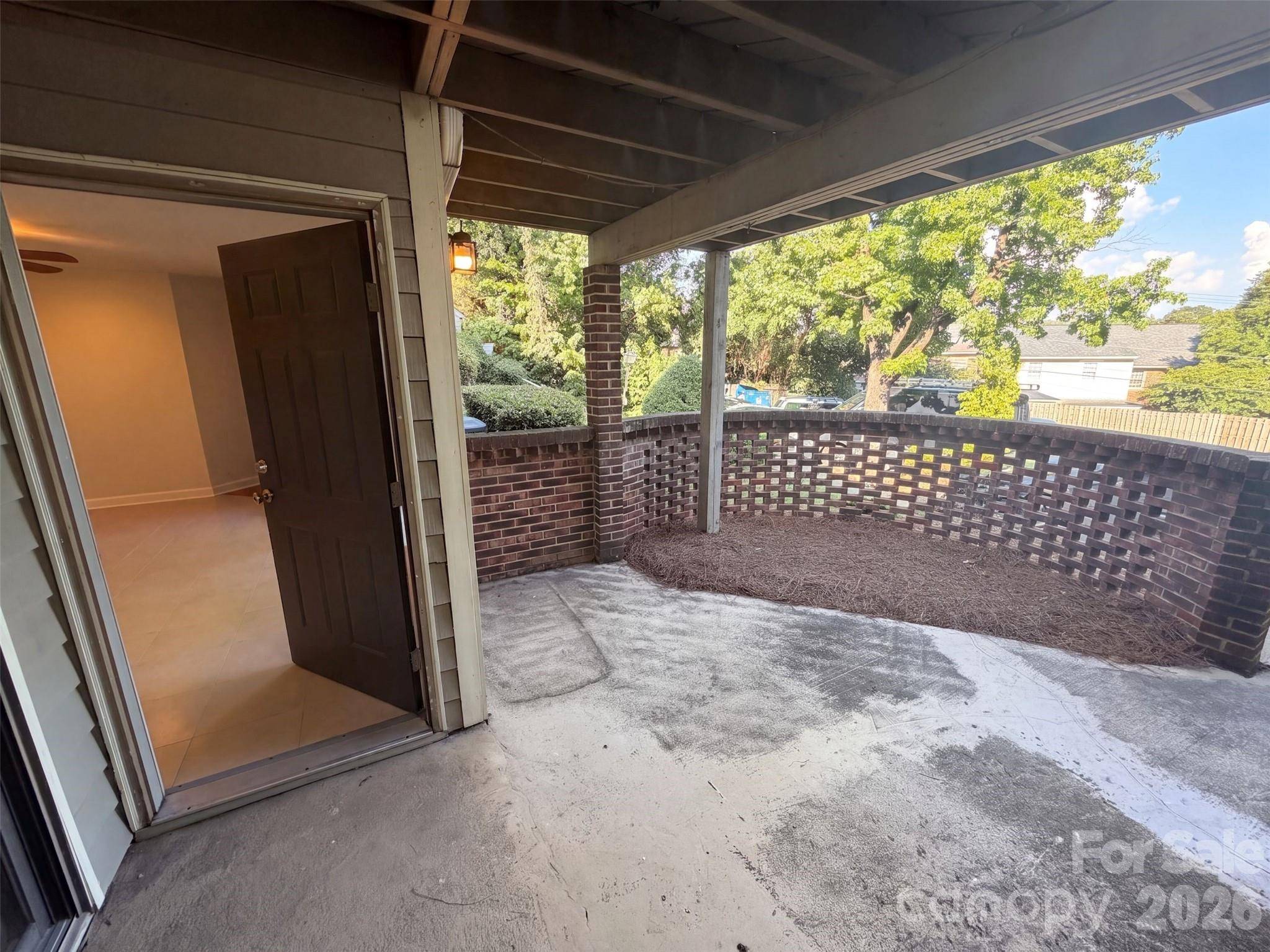1612 Sharon RD W #61, Charlotte, NC 28210
