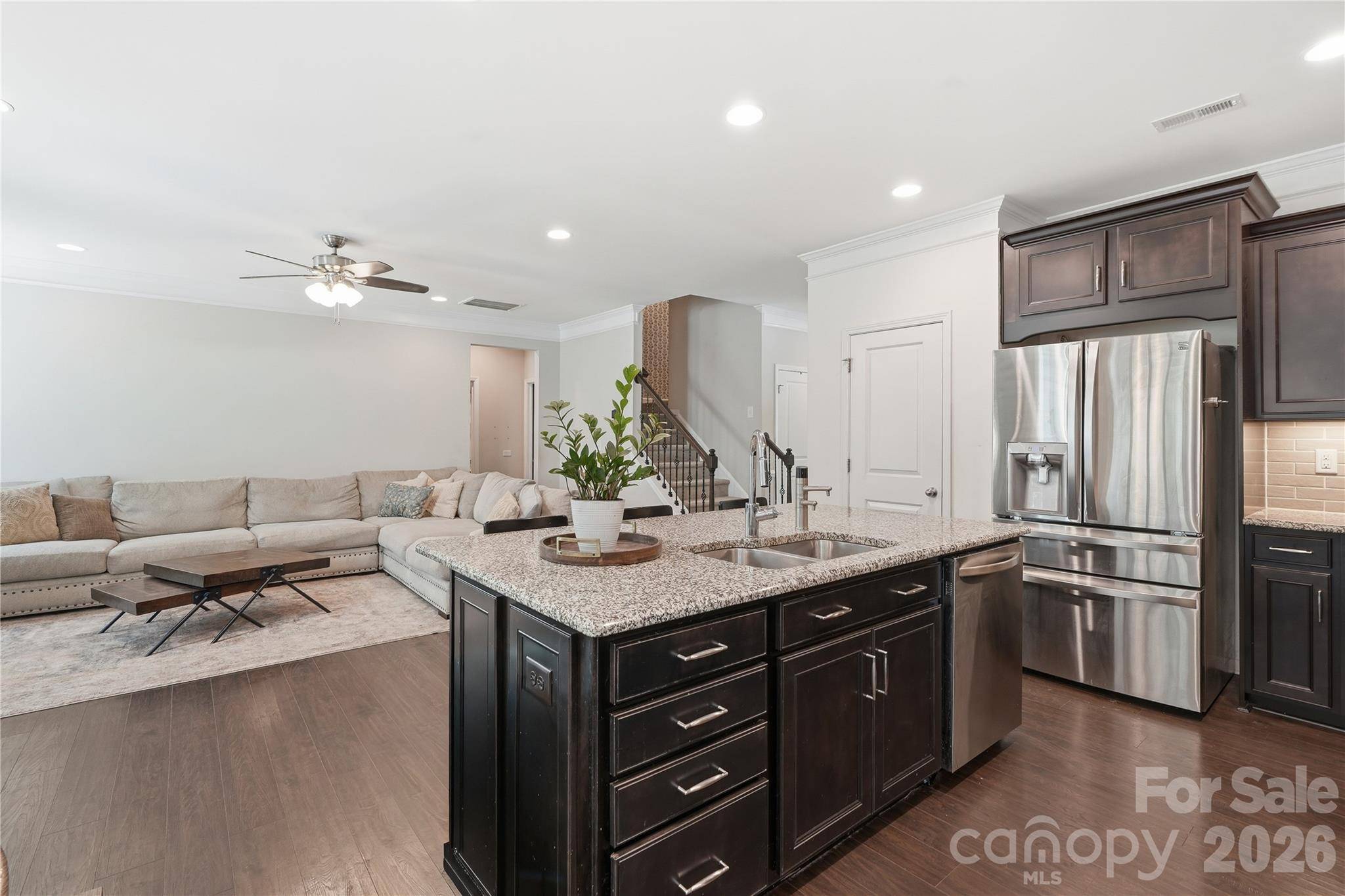 607 Winter Walk LN, Lake Wylie, SC 29710