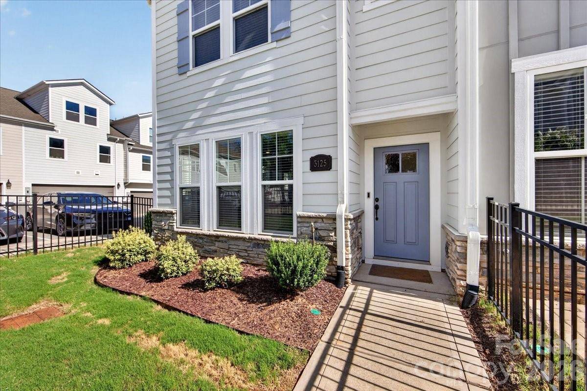 3125 Ada Mill ALY, Charlotte, NC 28205
