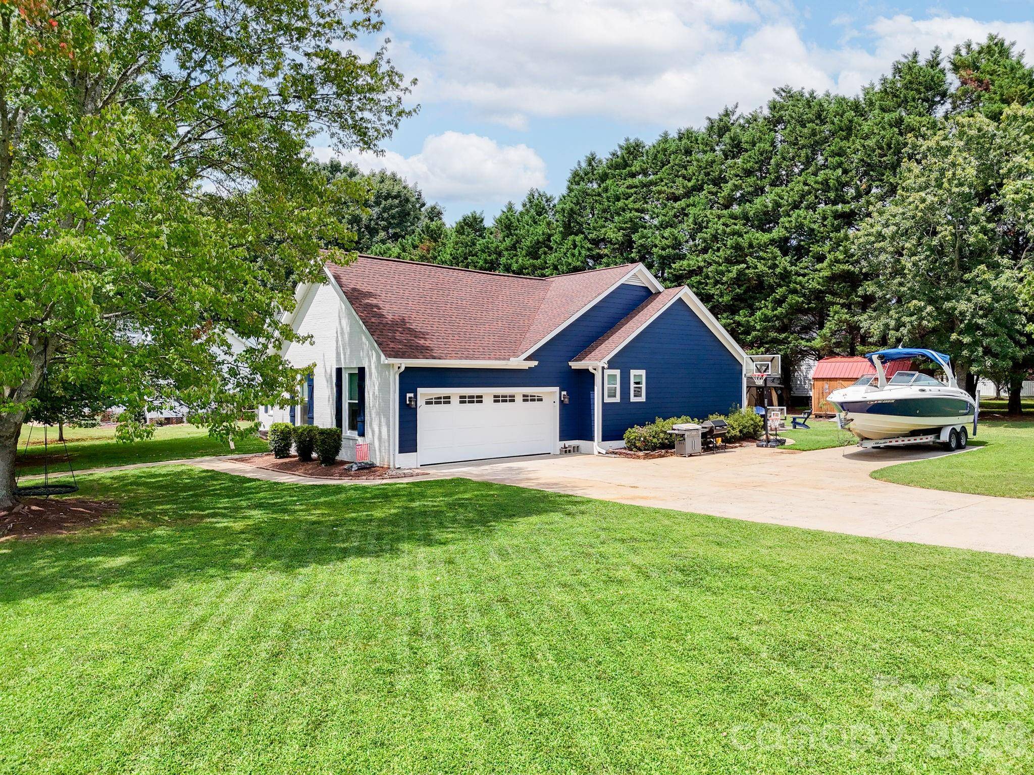 106 Webbed Foot RD, Mooresville, NC 28117