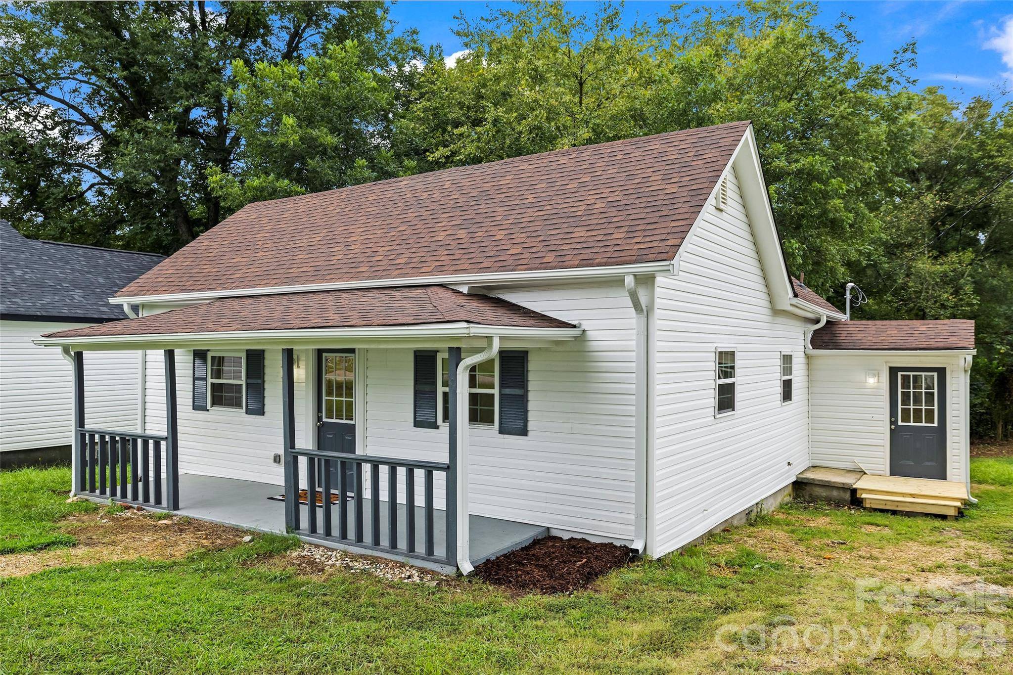 605 Kings Mountain ST, Clover, SC 29710