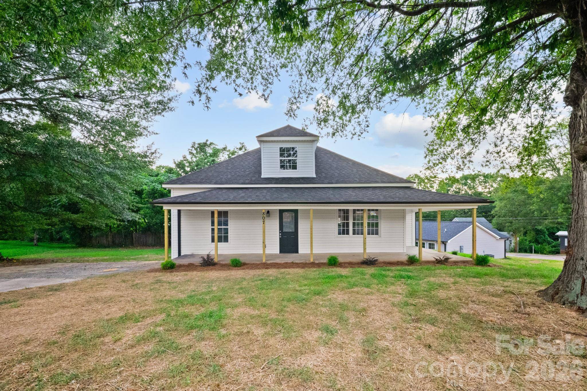 807 N Walnut ST, Kannapolis, NC 28081