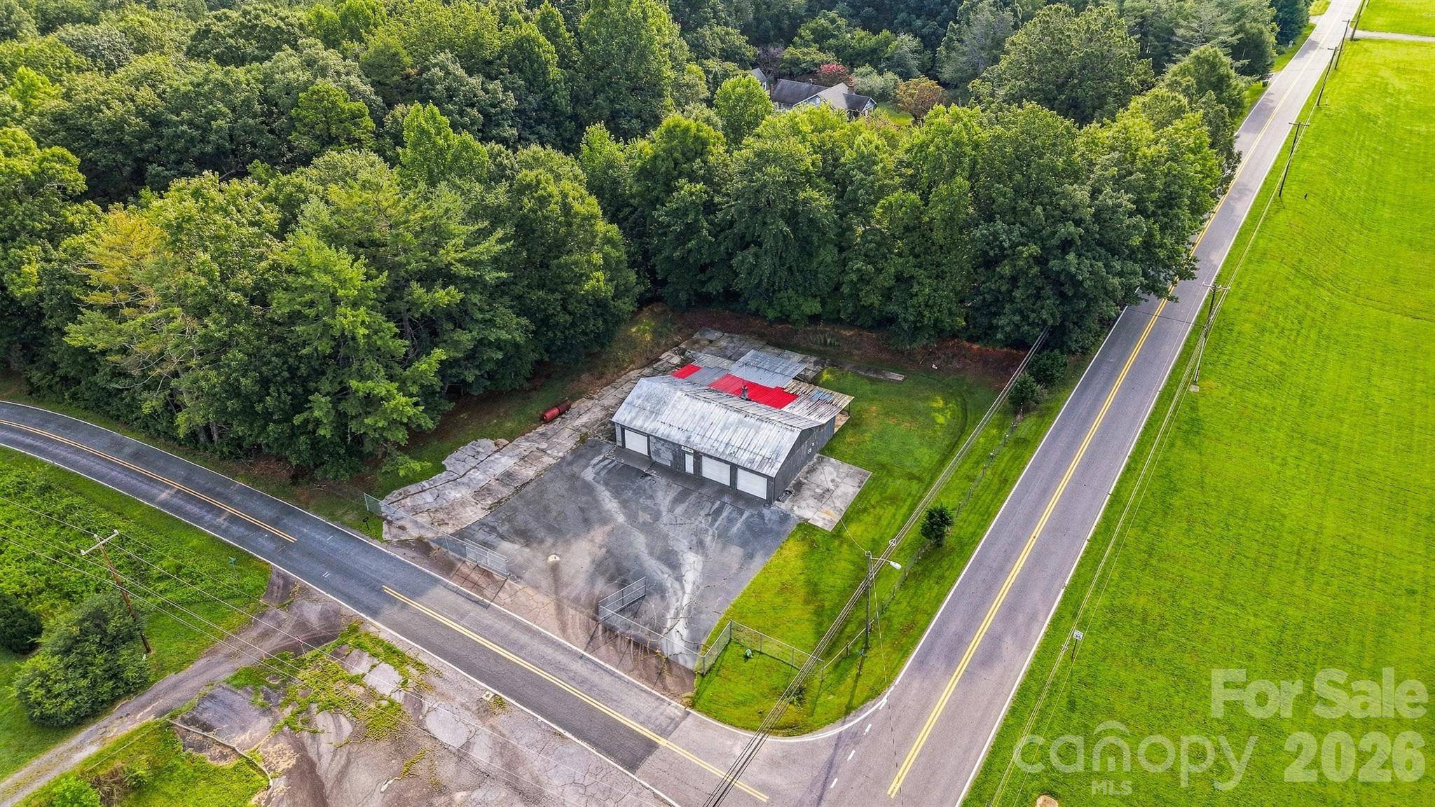 100 Refour RD NE, Valdese, NC 28690