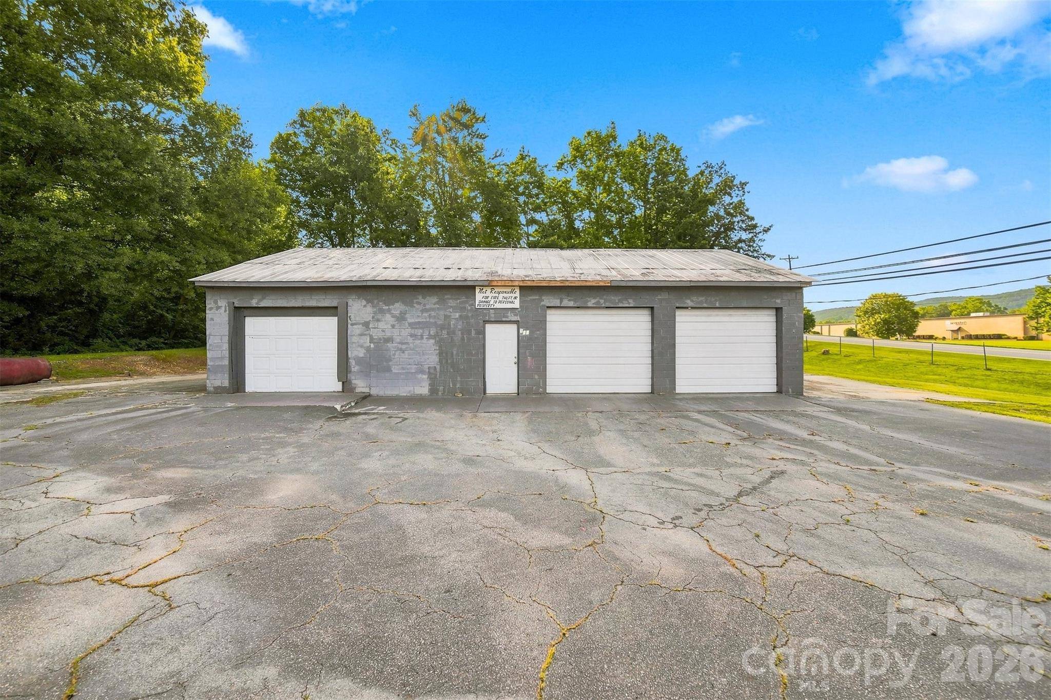 100 Refour RD NE, Valdese, NC 28690