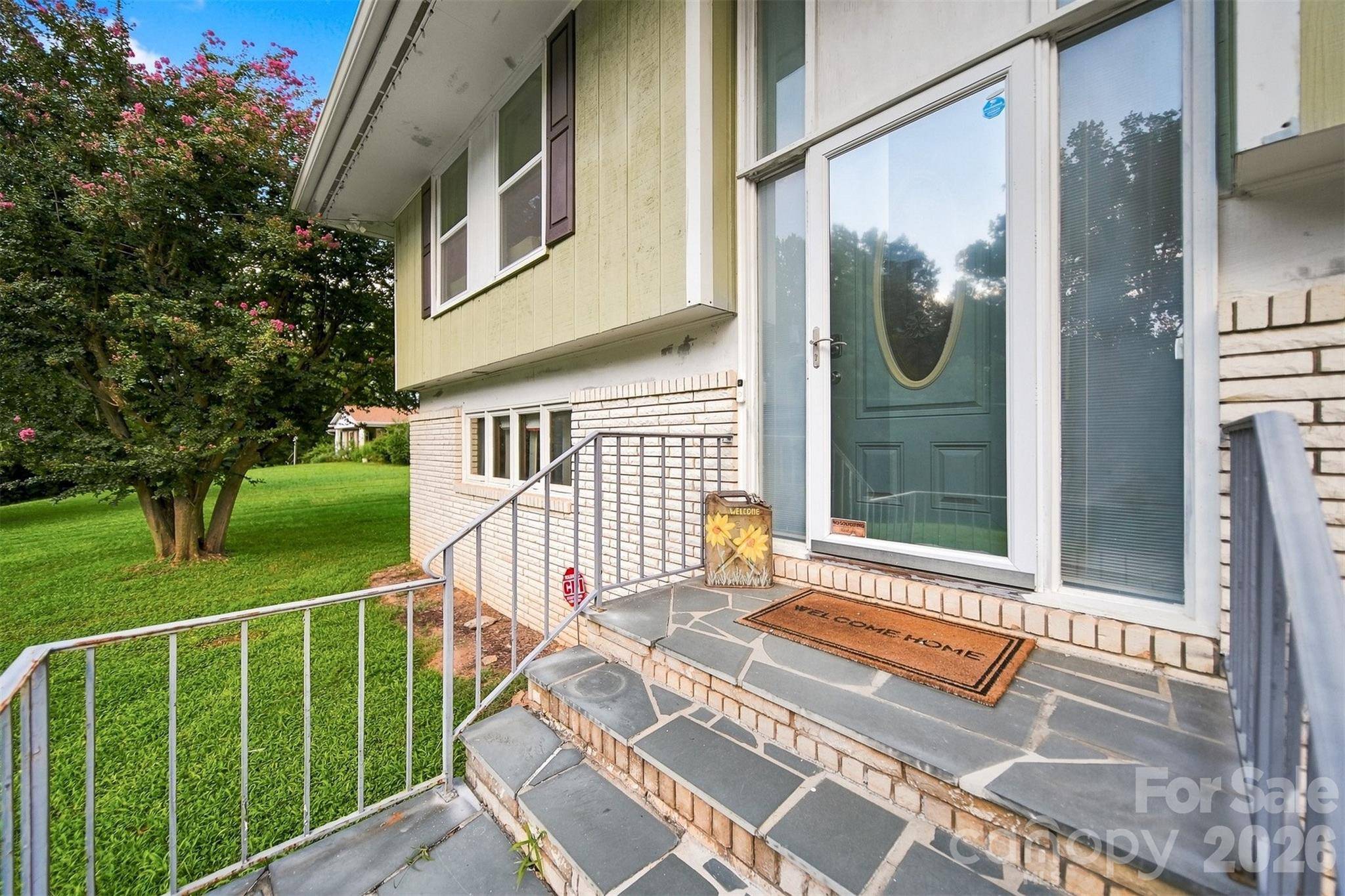 706 Springdale RD, Statesville, NC 28677