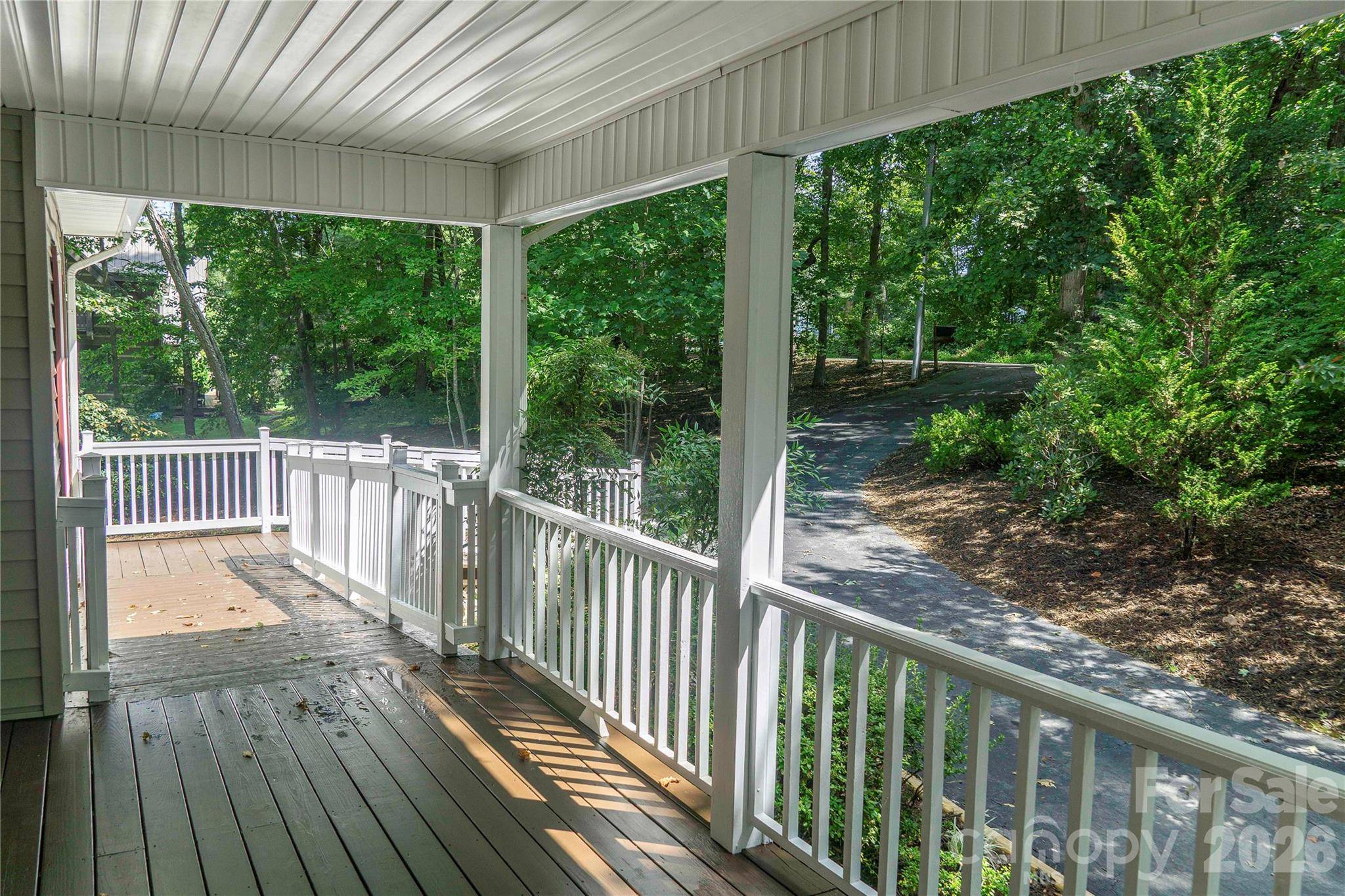15 Pete Luther RD, Candler, NC 28715