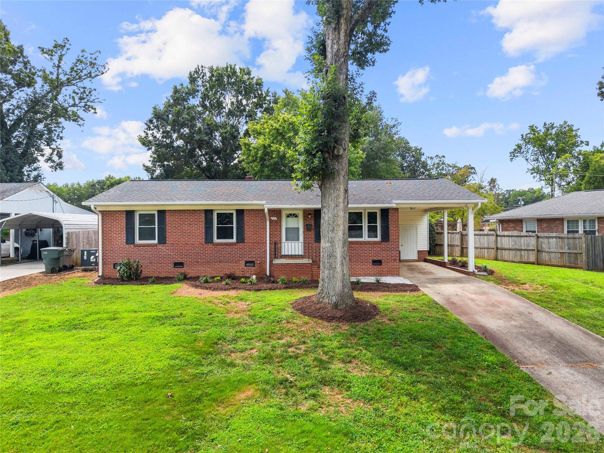 713 Crestwood AVE, Gastonia, NC 28054
