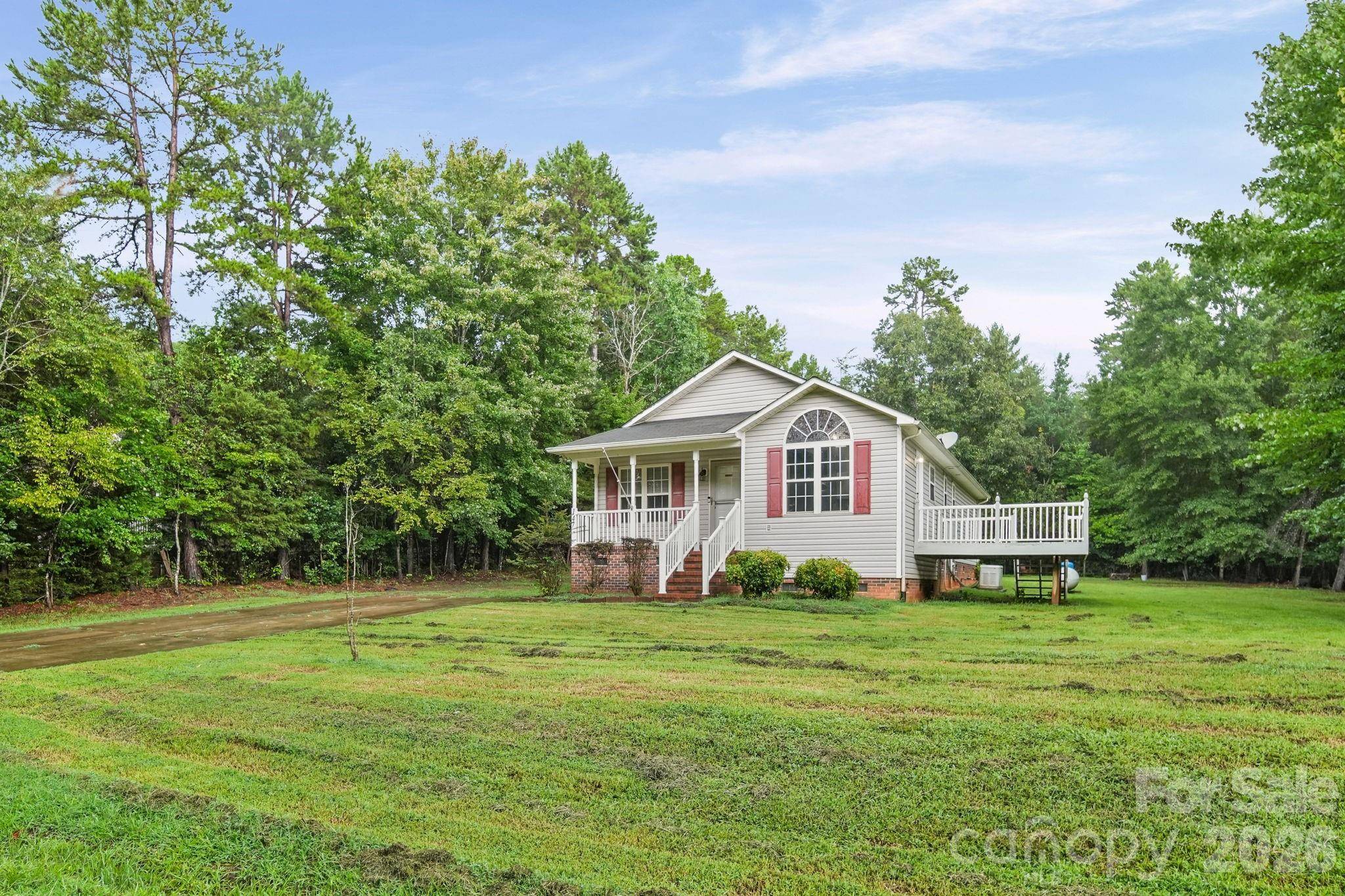147 Island Terrace RD, Statesville, NC 28677