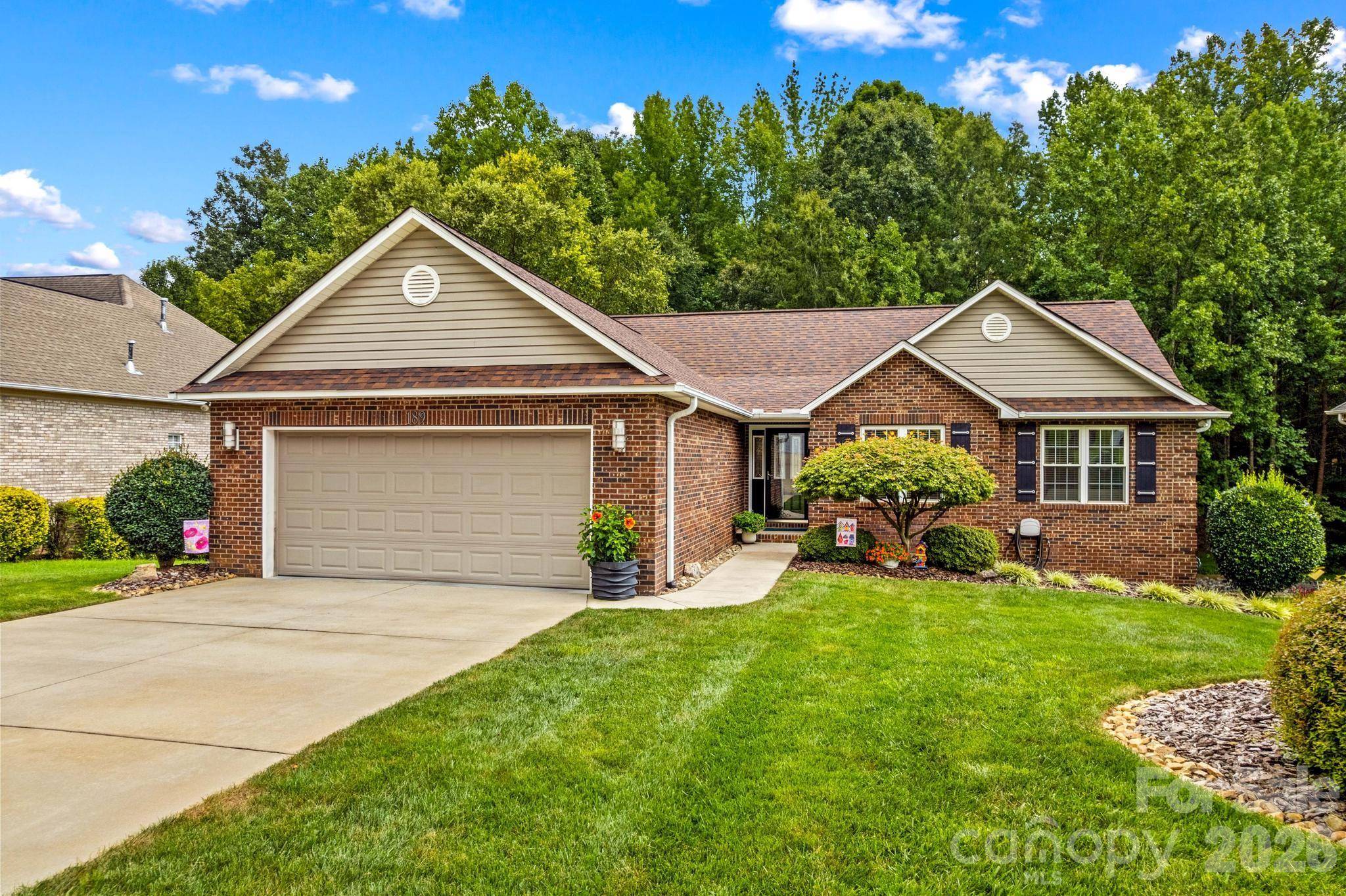 189 River Birch CIR, Mooresville, NC 28115