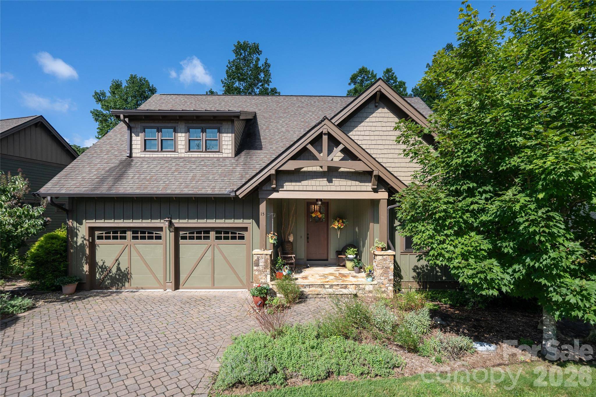 15 Stills Creek LOOP, Fairview, NC 28730