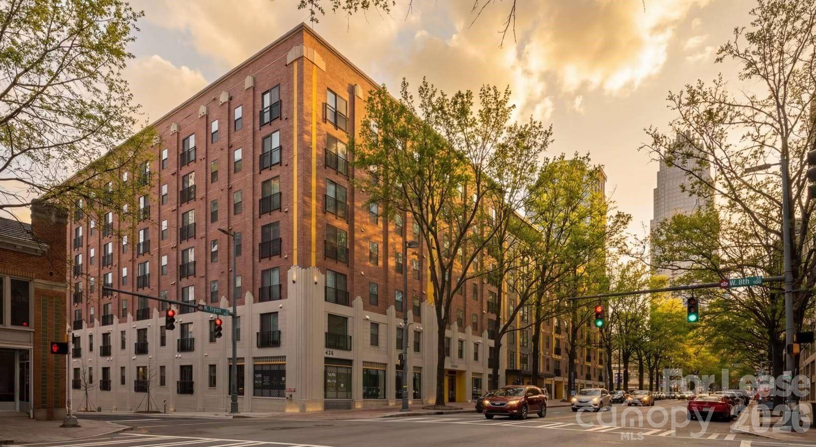 426 N Tryon ST #B2.1r, Charlotte, NC 28202