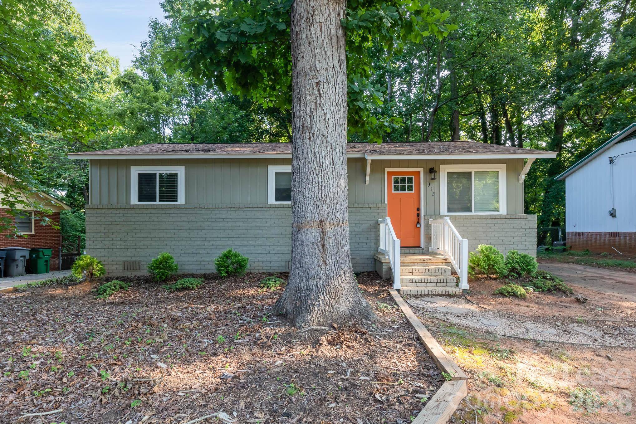 312 Glenrock DR, Charlotte, NC 28217