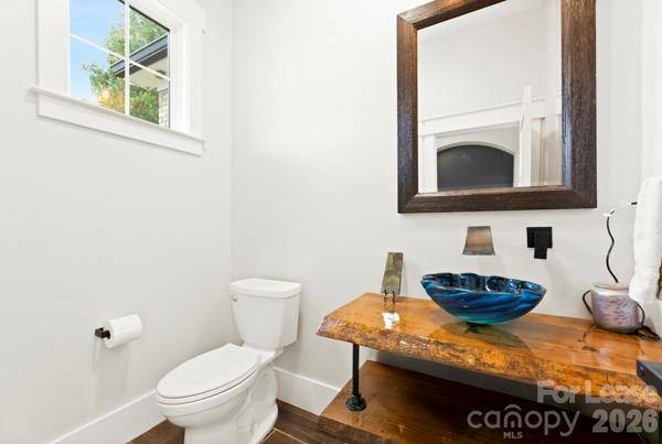 5200 Shoreview DR, Concord, NC 28025
