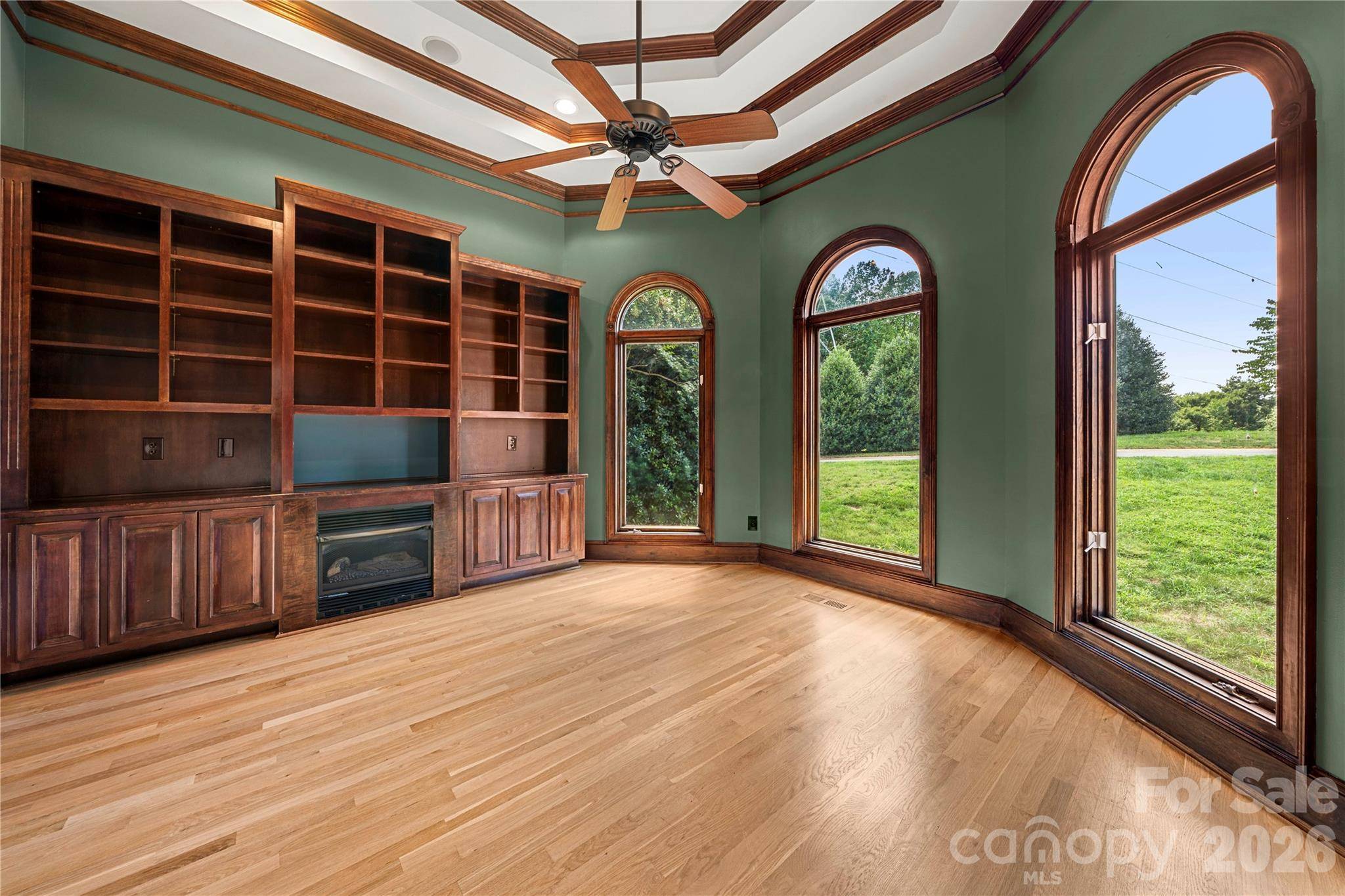 122 Long Cove LN, Mooresville, NC 28117