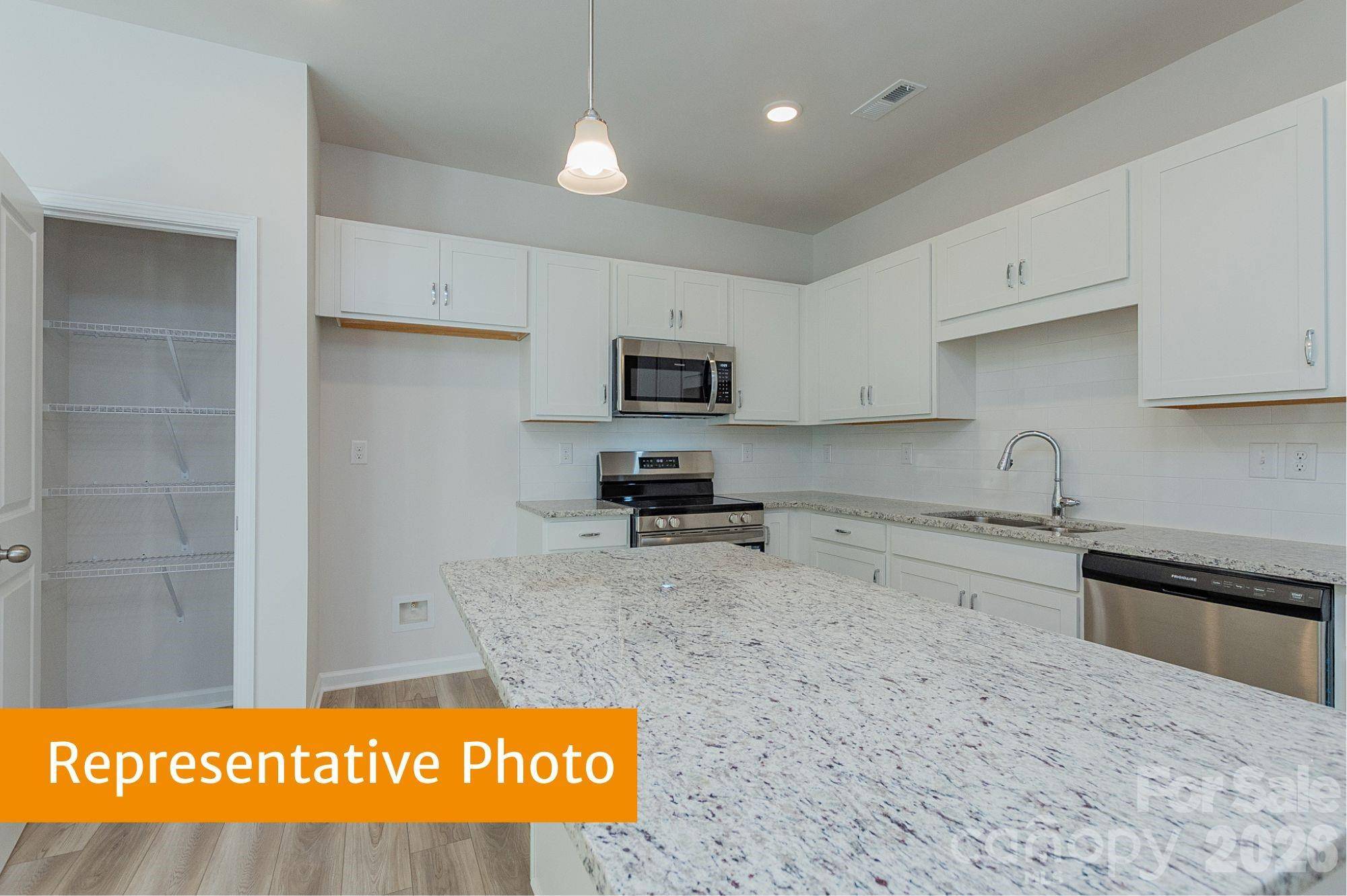 5342 Porterhouse WAY, Charlotte, NC 28215