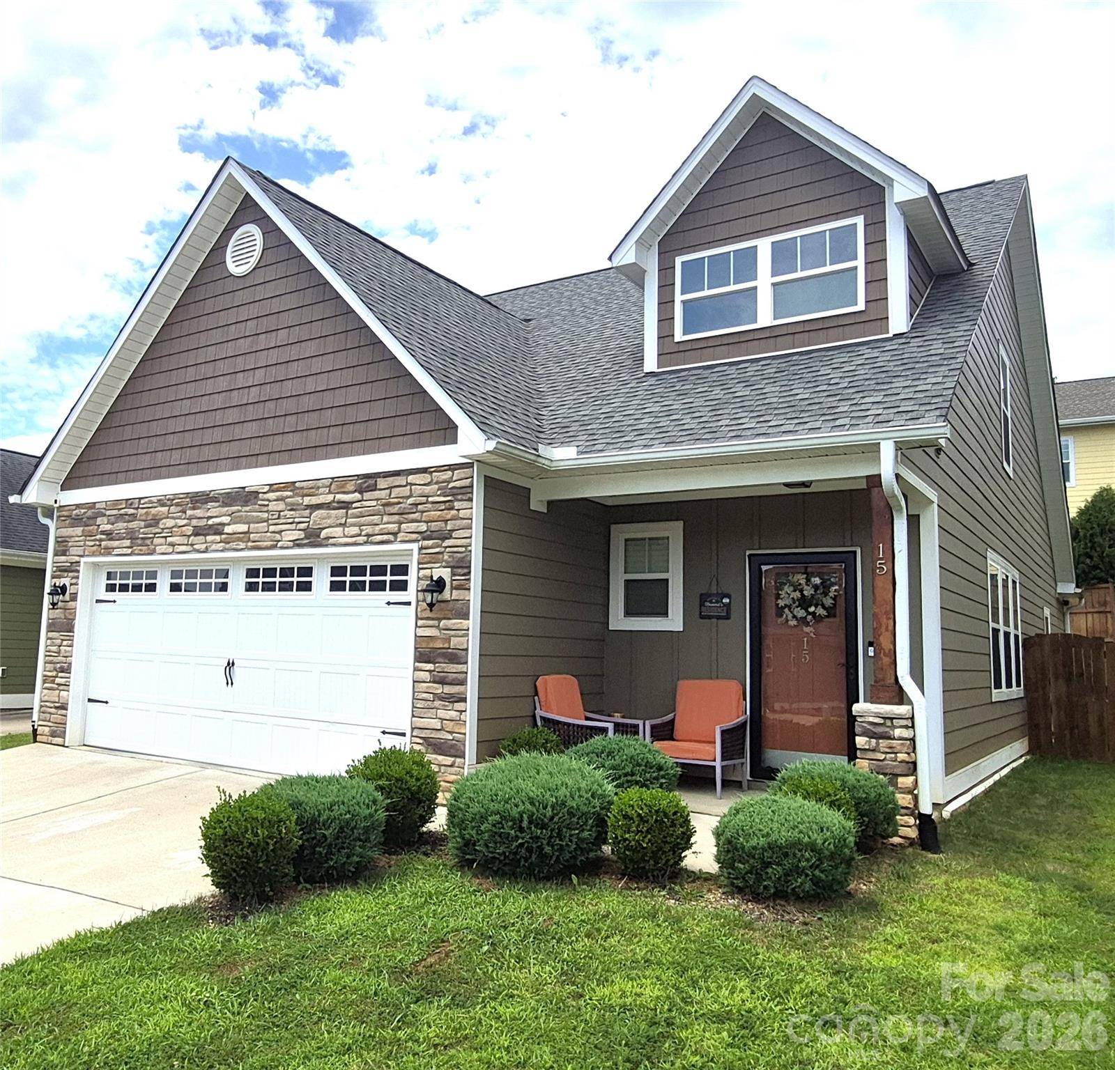 15 Hyde Park PL, Arden, NC 28704