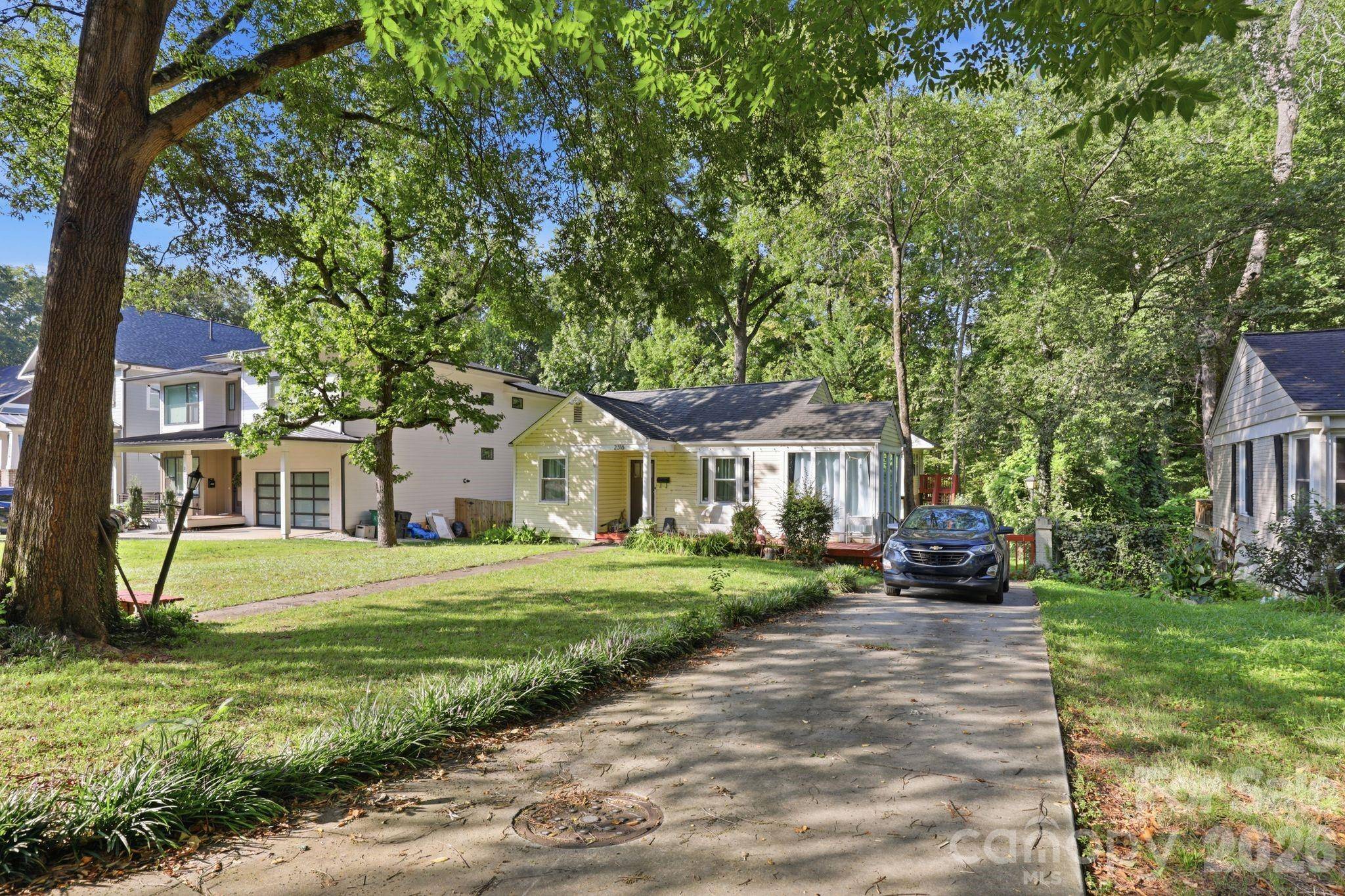 2316 Kingsbury DR, Charlotte, NC 28205