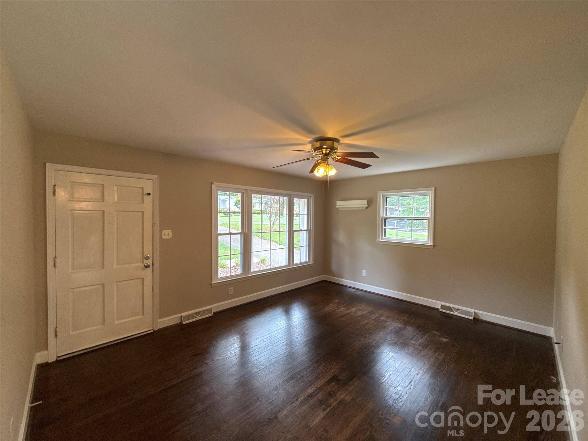 1427 Churchill DR, Gastonia, NC 28054