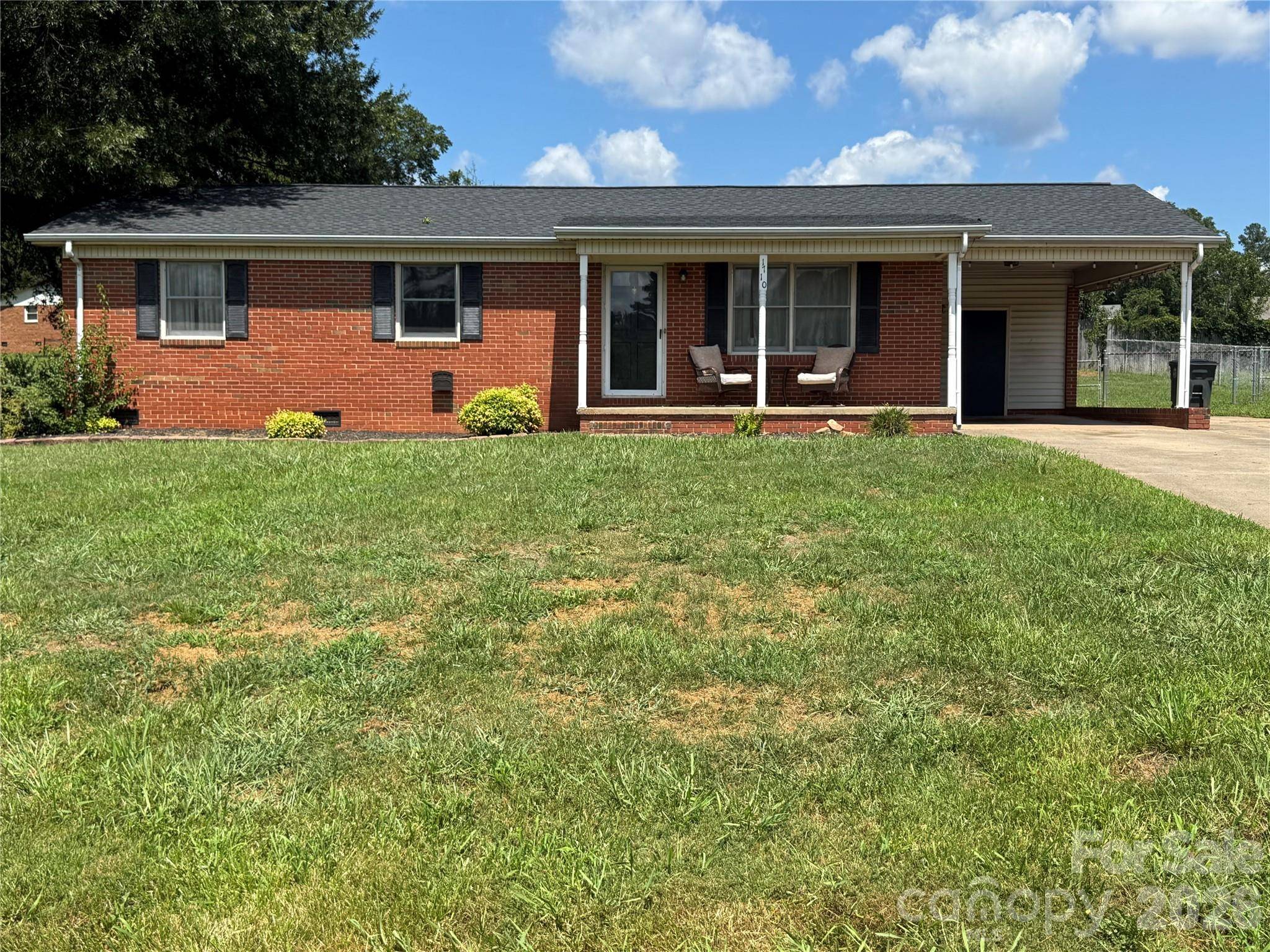 1710 Patrick AVE, Boiling Springs, NC 28152