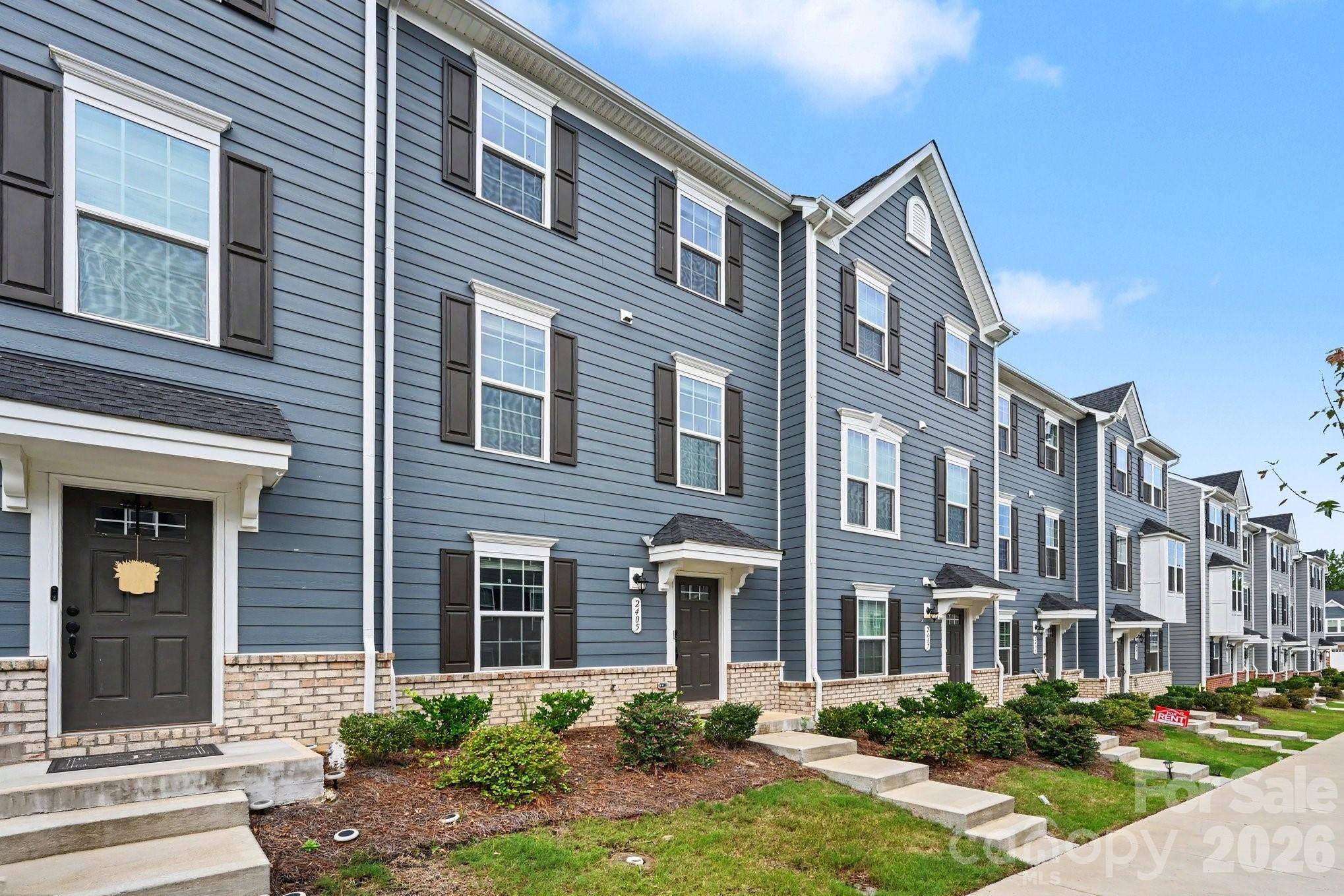 2405 Autumn Olive LN, Matthews, NC 28104
