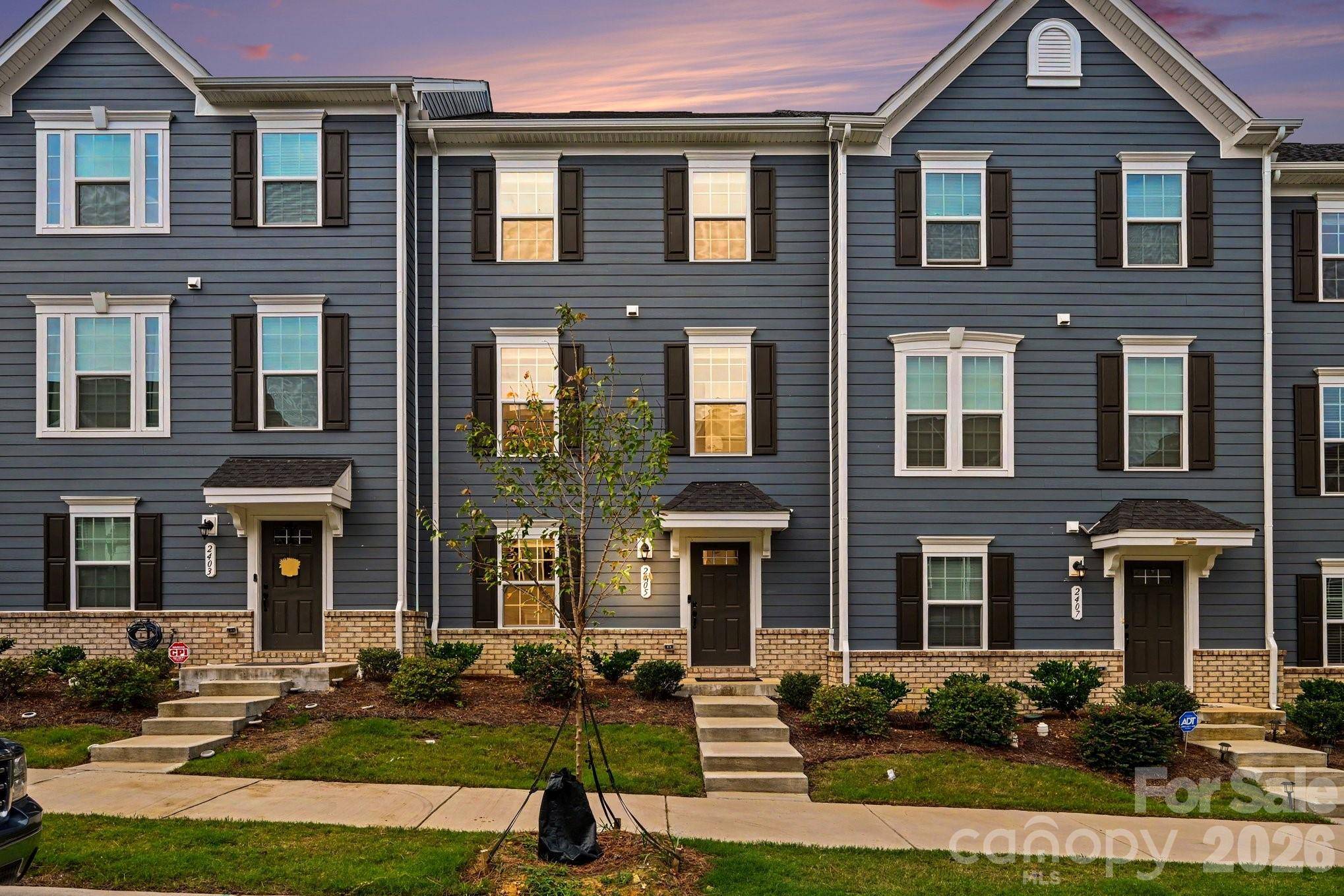 2405 Autumn Olive LN, Matthews, NC 28104