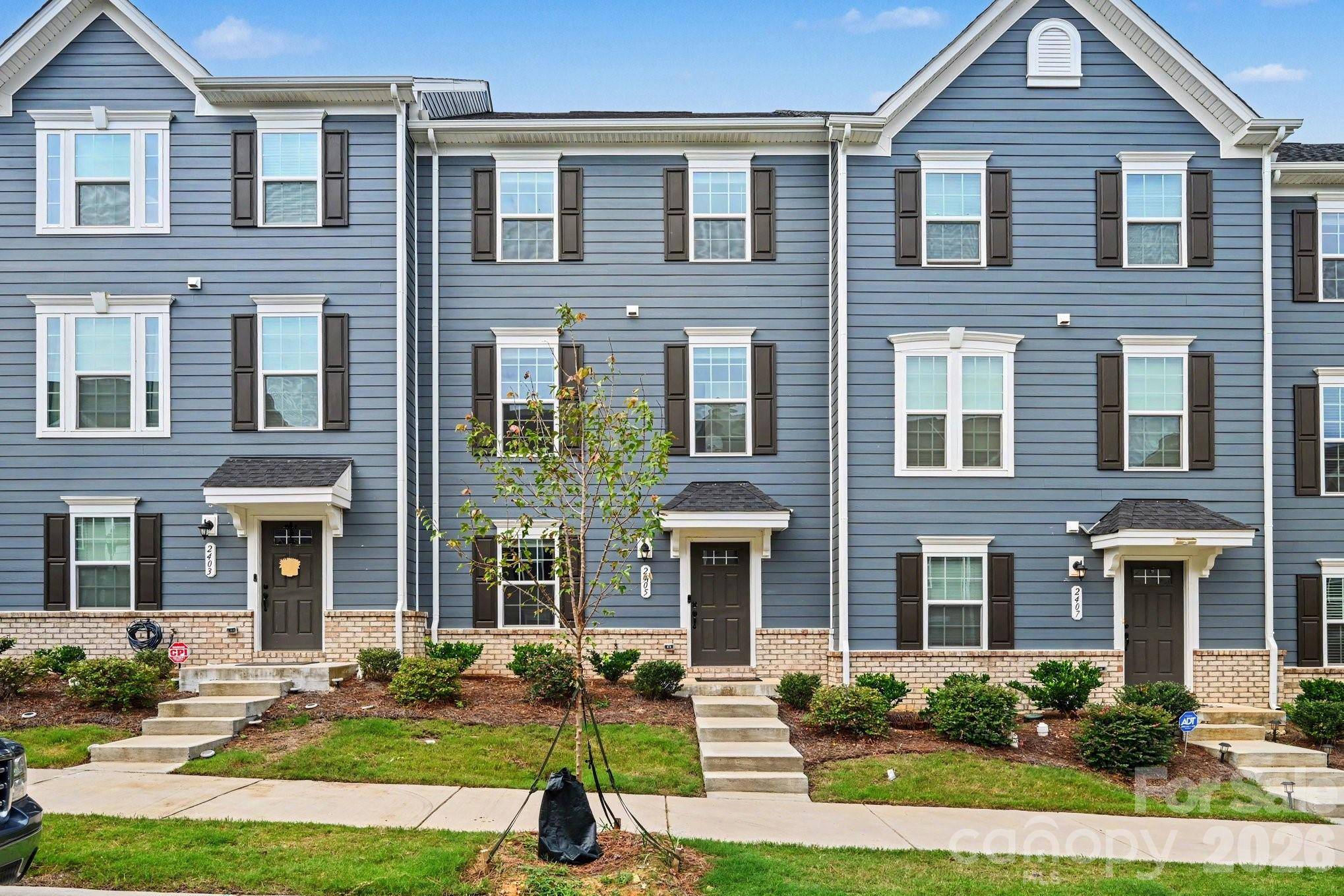 2405 Autumn Olive LN, Matthews, NC 28104