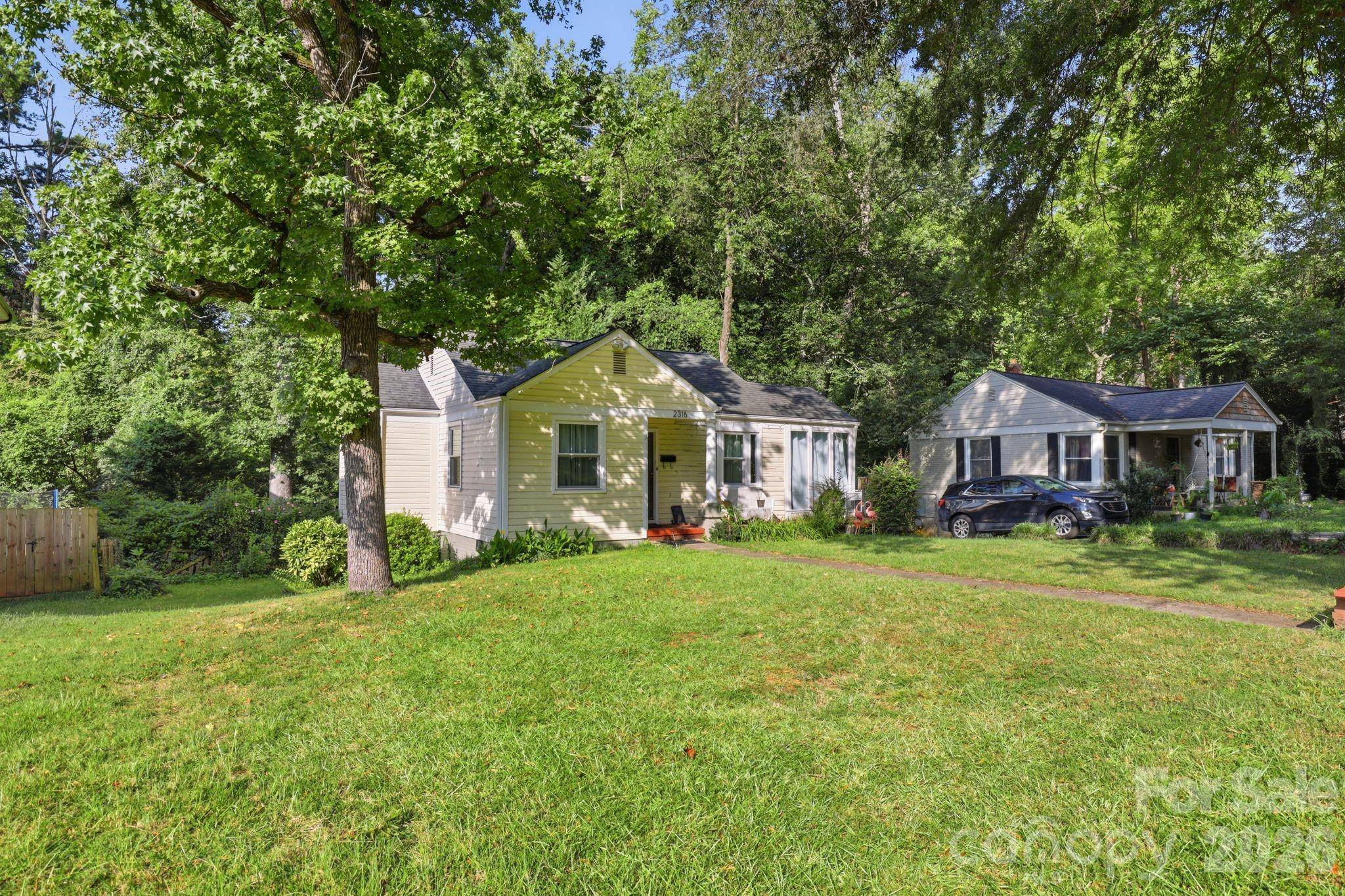 2316 Kingsbury DR, Charlotte, NC 28205
